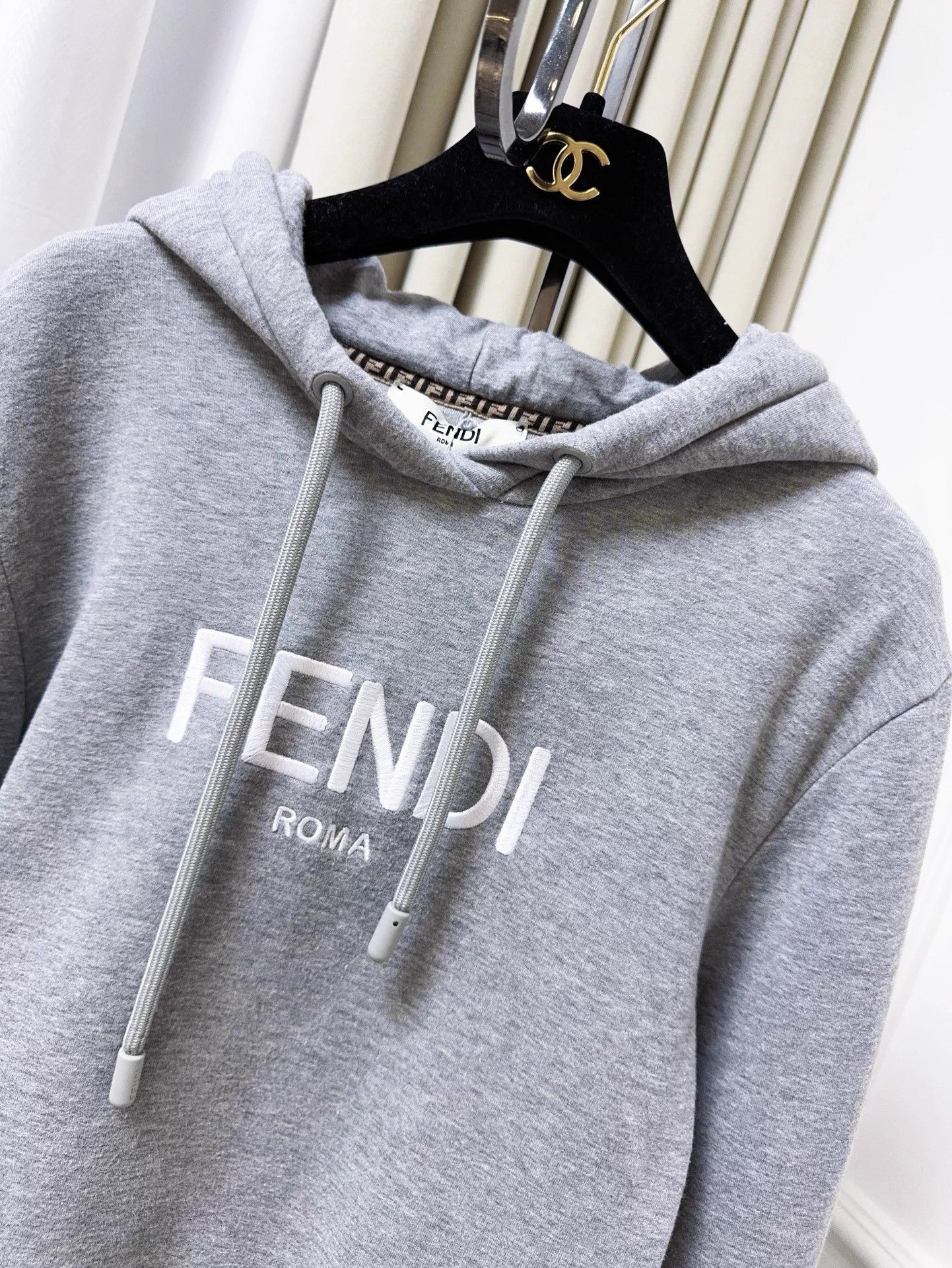 Fendi Fendi Gray Letter Logo Hoodie M Size M / US 6-8 / IT 42-44 - 9 Thumbnail