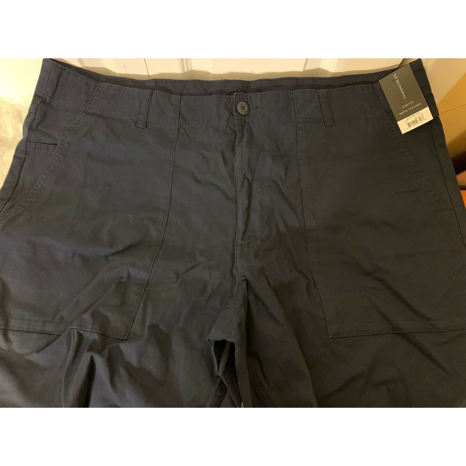 Other No Boundaries Men's Sz 44 Stretch Flat Front Shorts (Above t Size US 44 / EU 60 - 6 Thumbnail