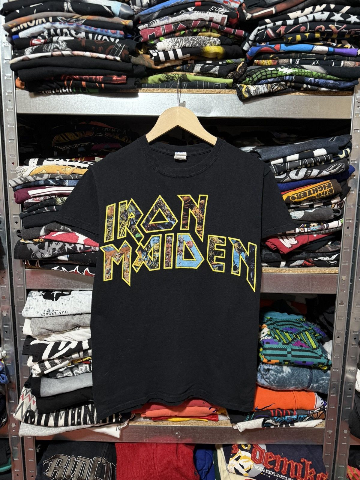 Band Tees Vintage 2015 Iron Maiden Rock Band Tour T-Shirt Y2K Hype Size US S / EU 44-46 / 1 - 1 Thumbnail