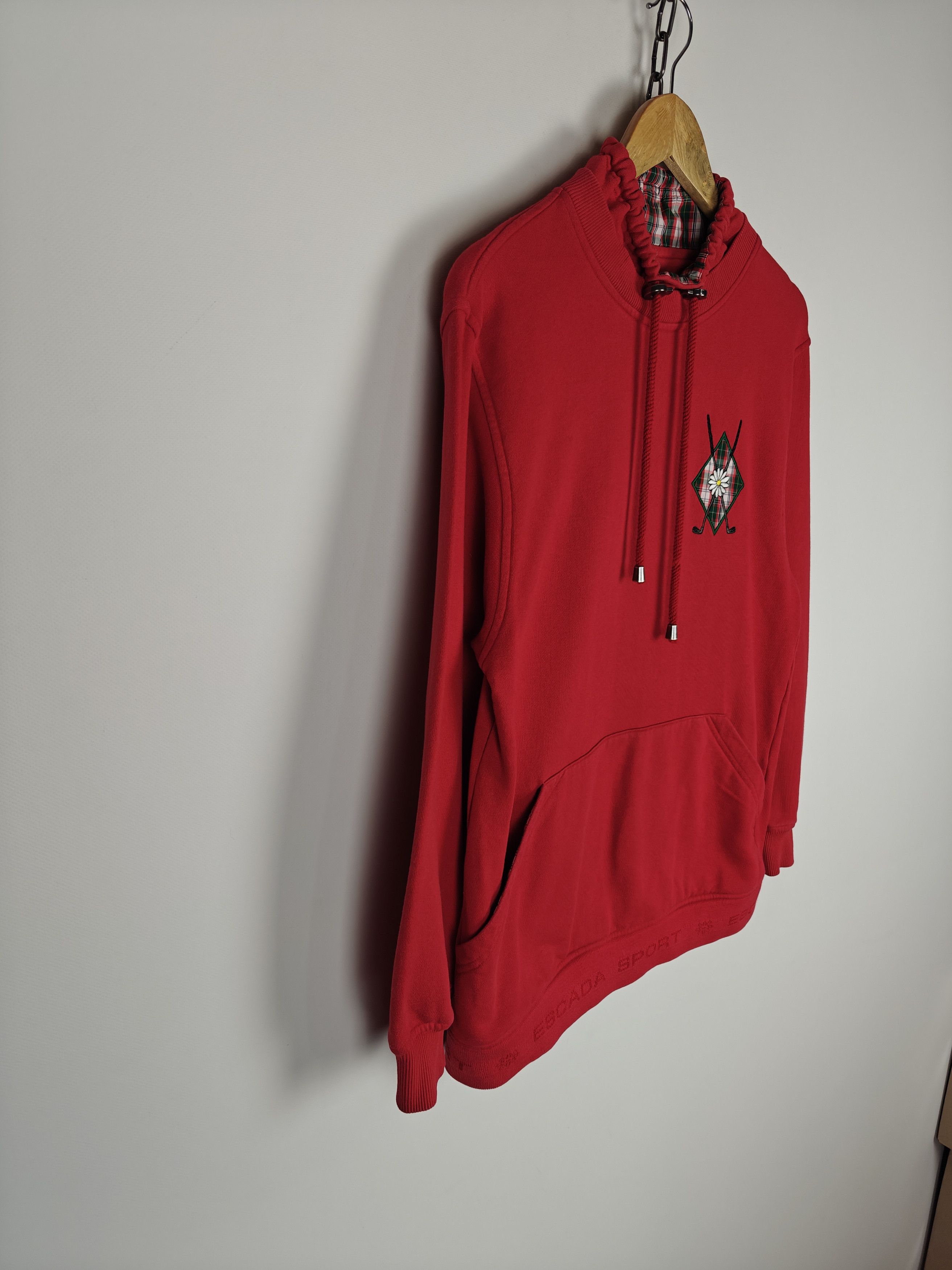 Escada Sport Escada Sport Sweatshirt VTG Red Pullover Size S Size S / US 4 / IT 40 - 6 Thumbnail
