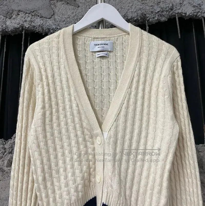 Thom Browne Thom Browne Cream Long Sleeve Cardigan . Size XXS / US 00 / IT 34 - 3 Thumbnail
