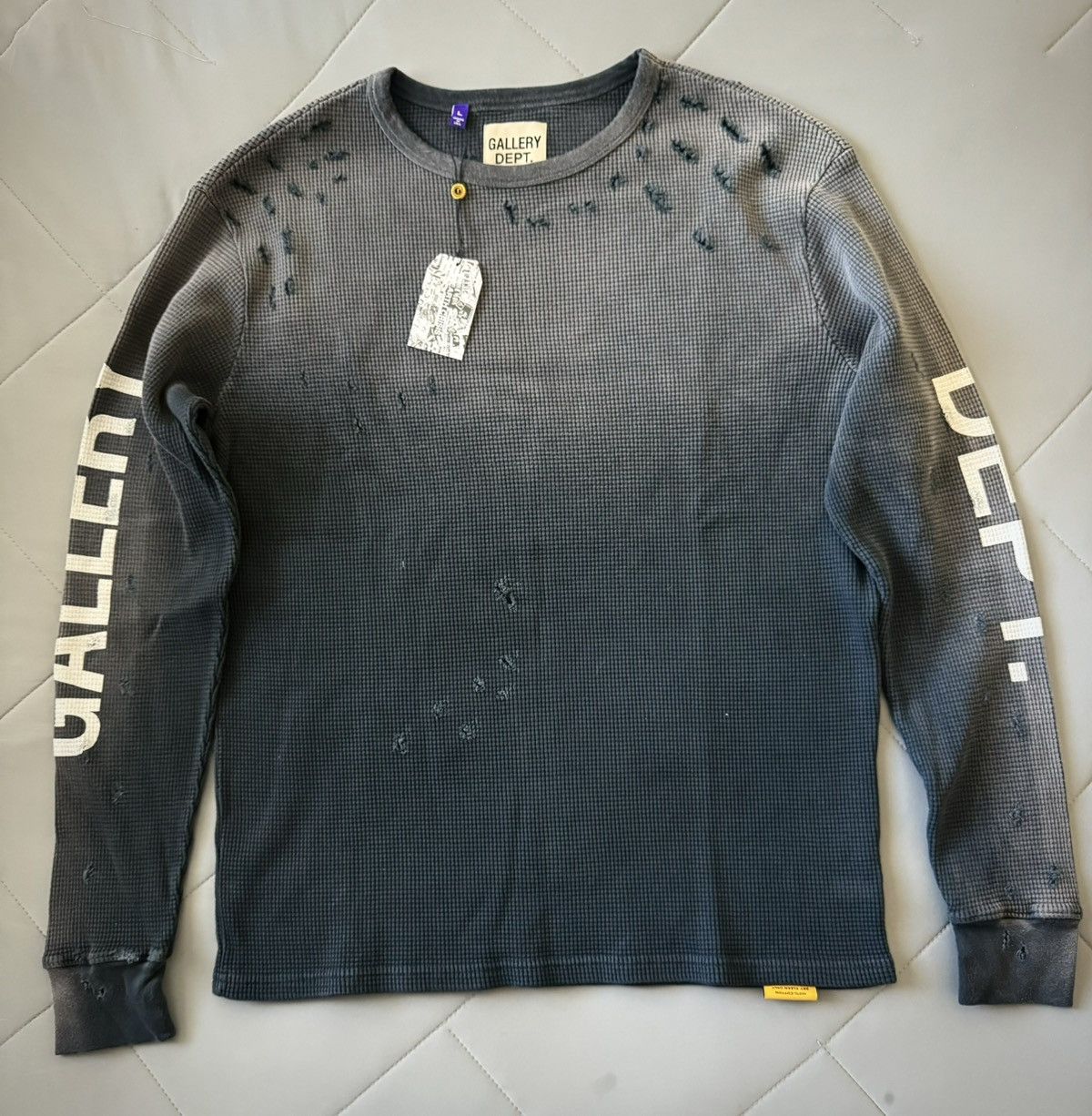 Gallery Dept. Gallery Dept. Urcle Distressed Thermal Long Sleeve Sz Large Size US L / EU 52-54 / 3 - 1 Thumbnail