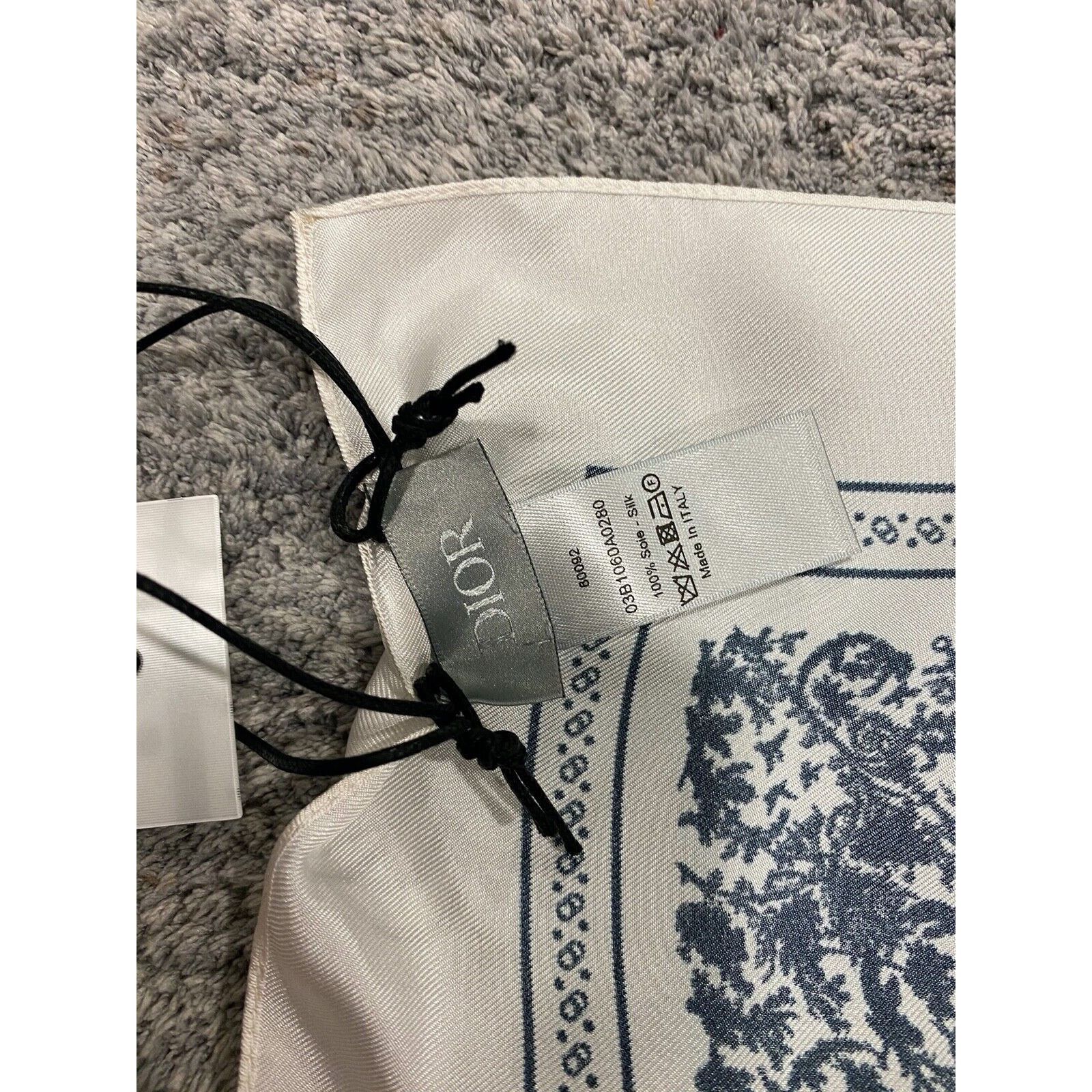 Dior Air Dior Jordaan Wing Basketball Silk Scarf Wrap 22 x 23 Size ONE SIZE - 5 Thumbnail