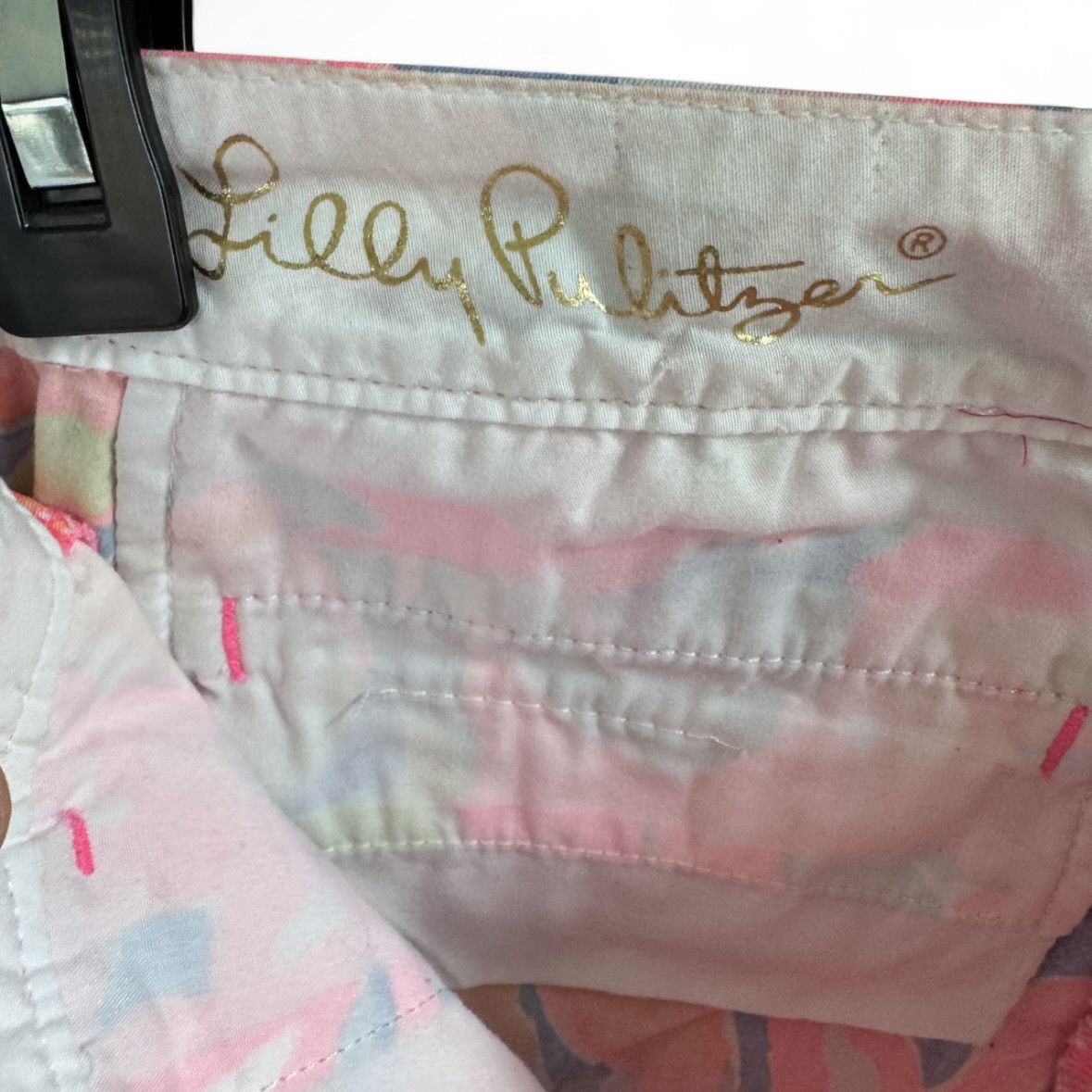 Lilly Pulitzer Lilly Pulitzer size 0 floral shorts Size 25" / US 0 / IT 36 - 4 Thumbnail