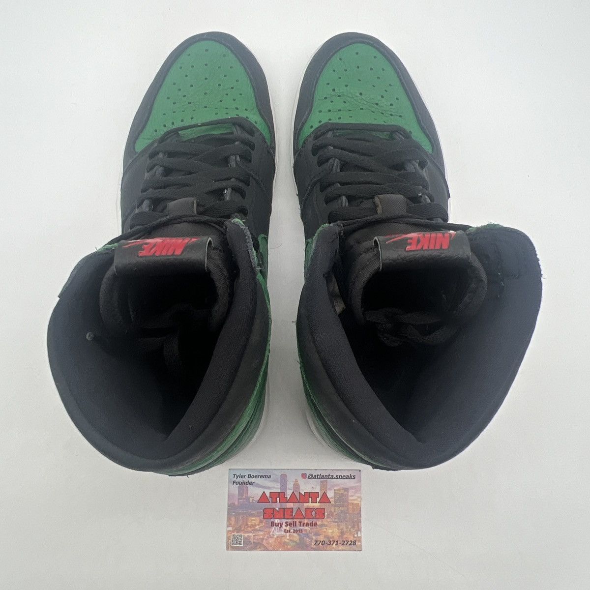 Nike Air Jordan 1 High pine green 2.0 Size US 10.5 / EU 43-44 - 6 Thumbnail