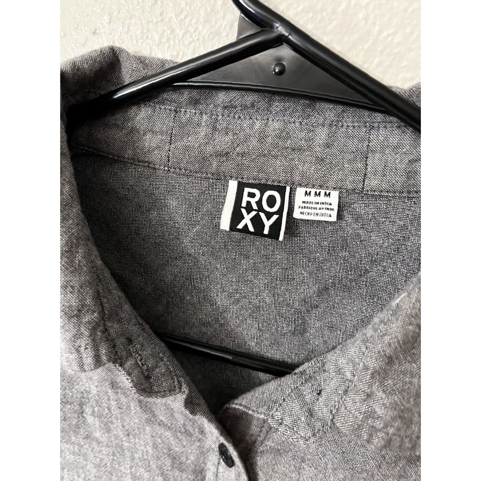 Vintage ROXY Shirt Womens Long Sleeve Button Front Pockets Collared Gray 47% Polyester 53% Cotton Size M Size M / US 6-8 / IT 42-44 - 3 Thumbnail
