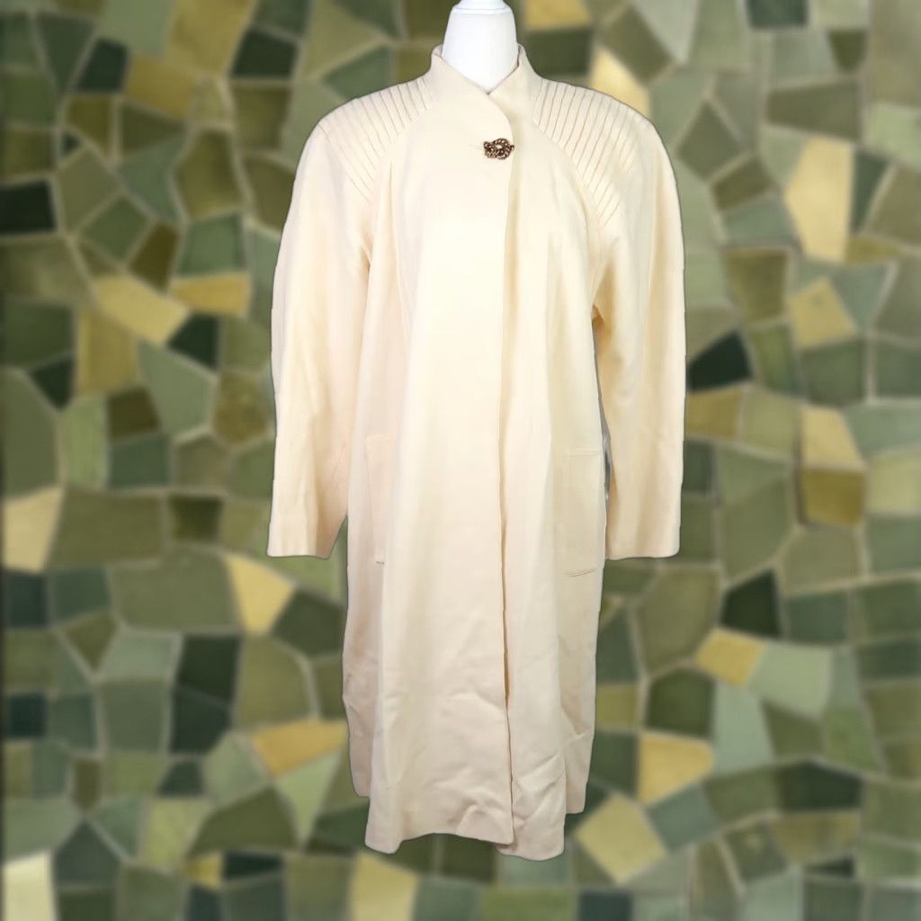 Vintage VINTAGE Portrait Cream Wool Statement Shoulder Mid-Length Coat L Womens Long Sleeve Fall Winter Overcoat Button" Size L / US 10 / IT 46 - 1 Thumbnail