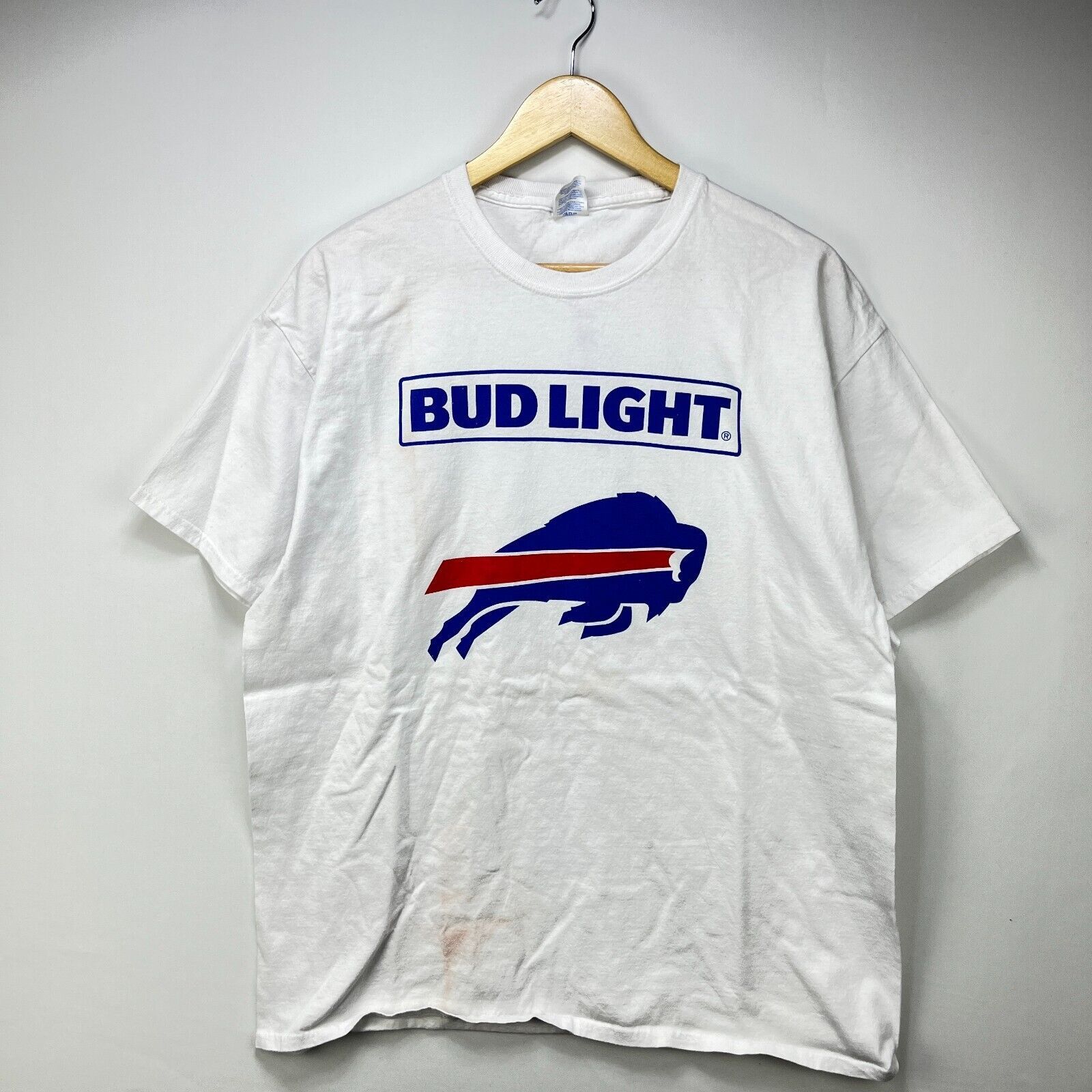 NFL × Vintage Vintage Y2K Buffalo Bills Bud Light T-Shirt NFL XL Size US XL / EU 56 / 4 - 1 Thumbnail