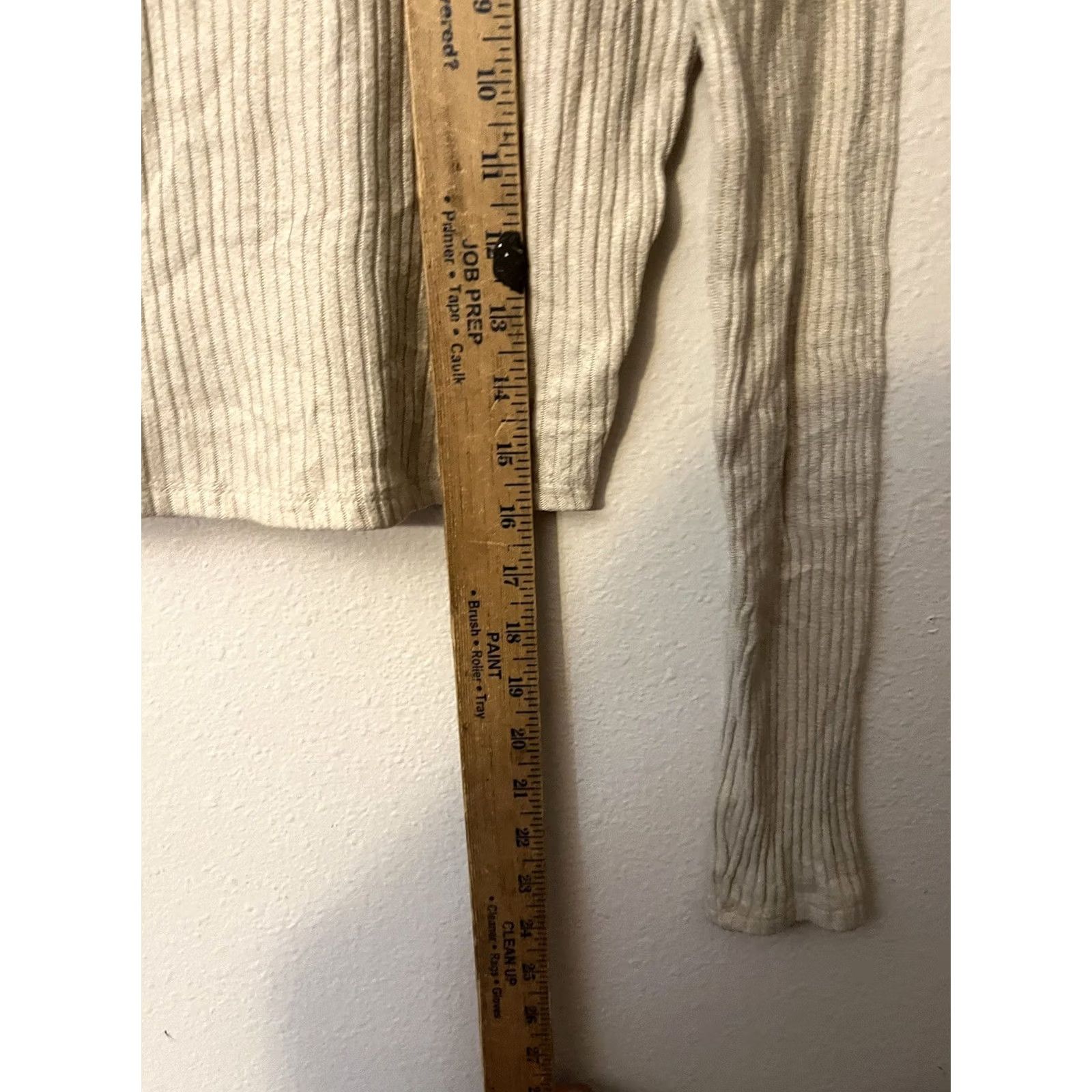 Vintage American Eagle Casual Fitted Ribbed Crop Top Long Sleeve Beige Small Women’s Size S / US 4 / IT 40 - 4 Thumbnail