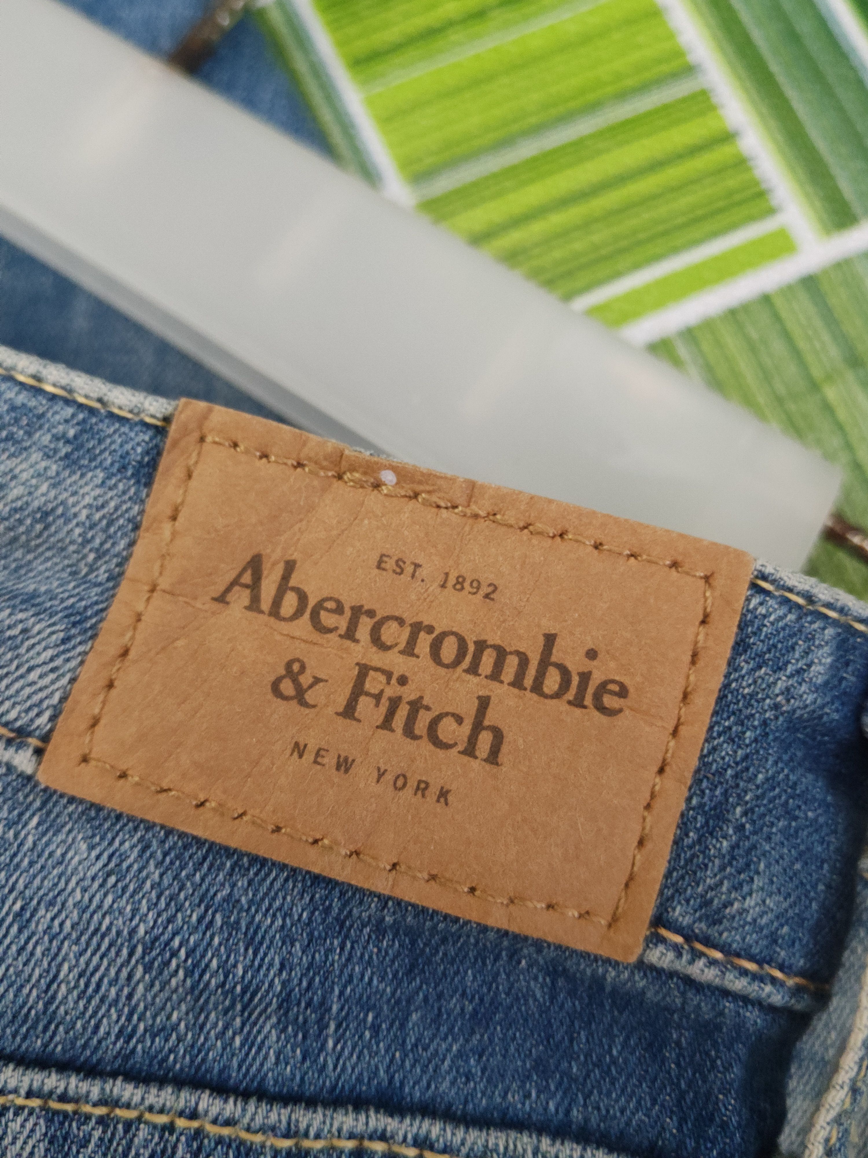 Abercrombie & Fitch Abercrombie & Fitch patchwork Ripped denim Jeans #W1295 Size US 29 - 12 Thumbnail