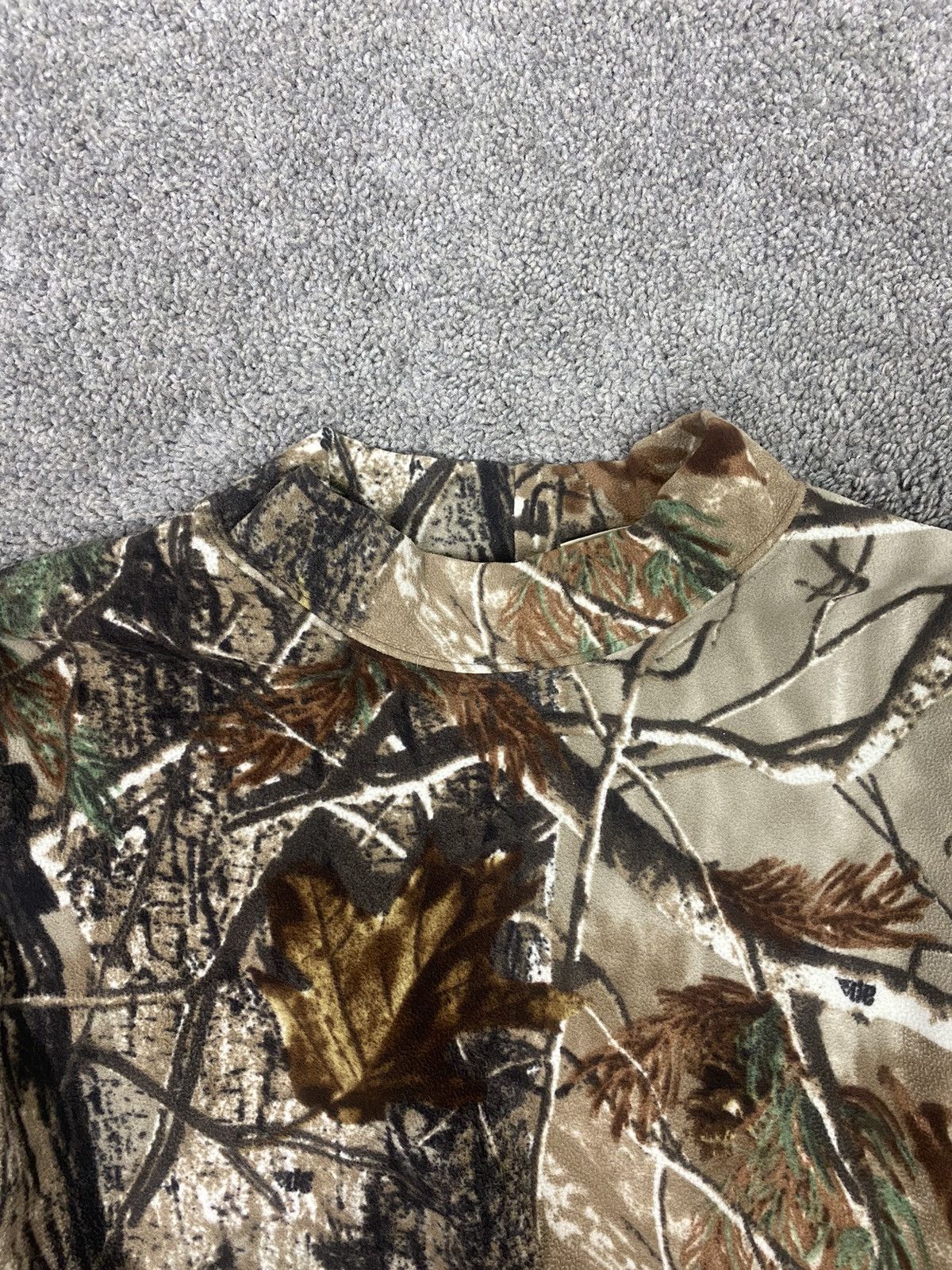 Realtree × Vintage Realtree camo fleece long sleeve mockneck Size US XL / EU 56 / 4 - 5 Thumbnail