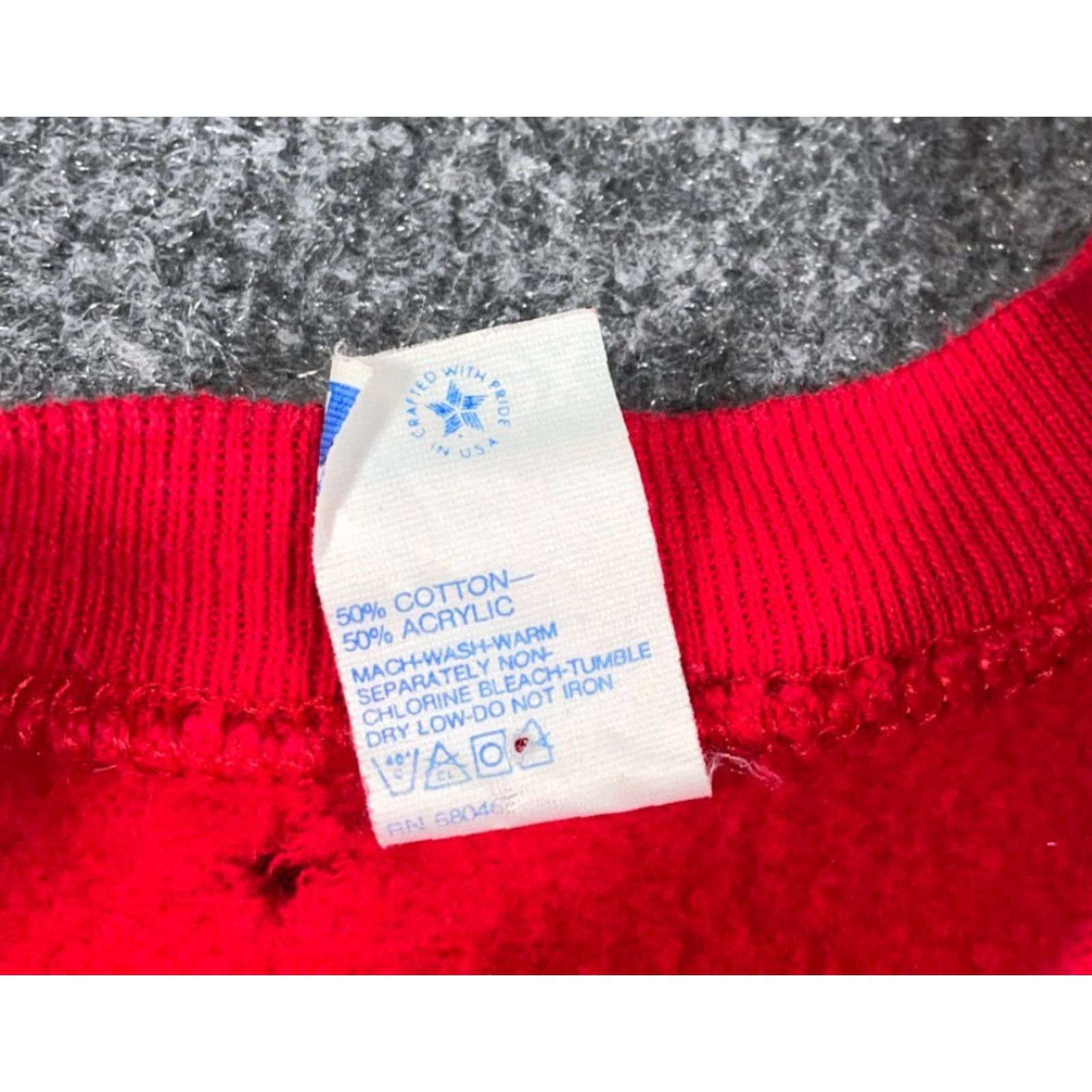 Tultex Vintage Tultex Sweatshirt Adult XL Red 80s 90s Retro Raglan Sleeves Lightweight US Made Size US XL / EU 56 / 4 - 4 Thumbnail