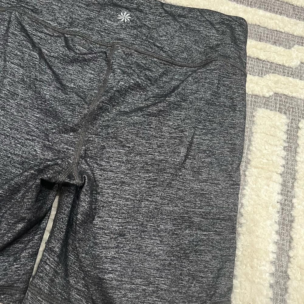 Designer Athleta biker shorts size medium Size 32" / US 10 / IT 46 - 7 Thumbnail