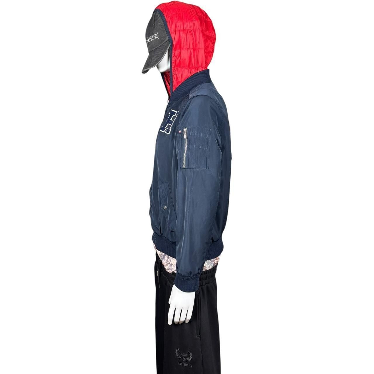 Tommy Hilfiger Tommy Hilfiger Navy Bomber Jacket with Red Hood Size US M / EU 48-50 / 2 - 4 Thumbnail