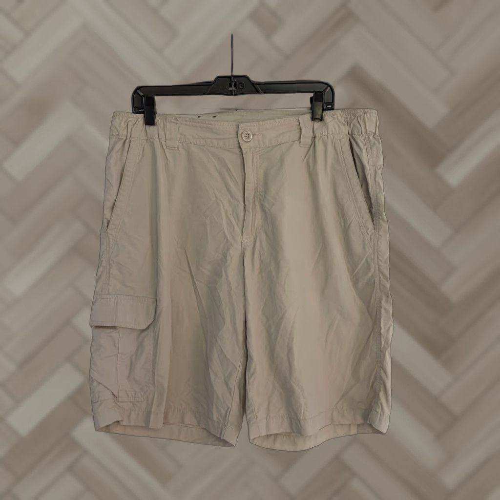 Vintage VINTAGE? No — Mens Columbia Shorts Omni Shade Sun Protection Beige 11" Inseam size 38w Size US 38 / EU 54 - 1 Thumbnail