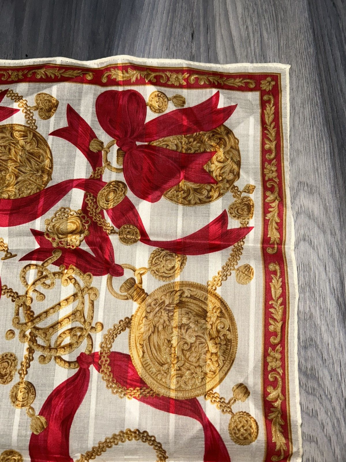 Dior Christian Dior Gold Chain Red Ribbon Cotton Handkerchief Size ONE SIZE - 8 Thumbnail