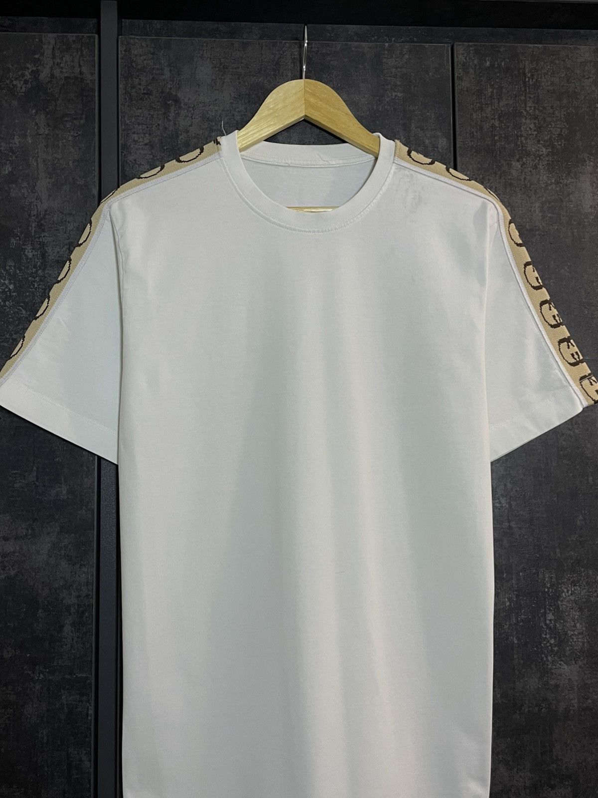 Gucci Gucci Lampas Embroidered Logos T-shirt Tom Ford Demna Size US M / EU 48-50 / 2 - 3 Thumbnail