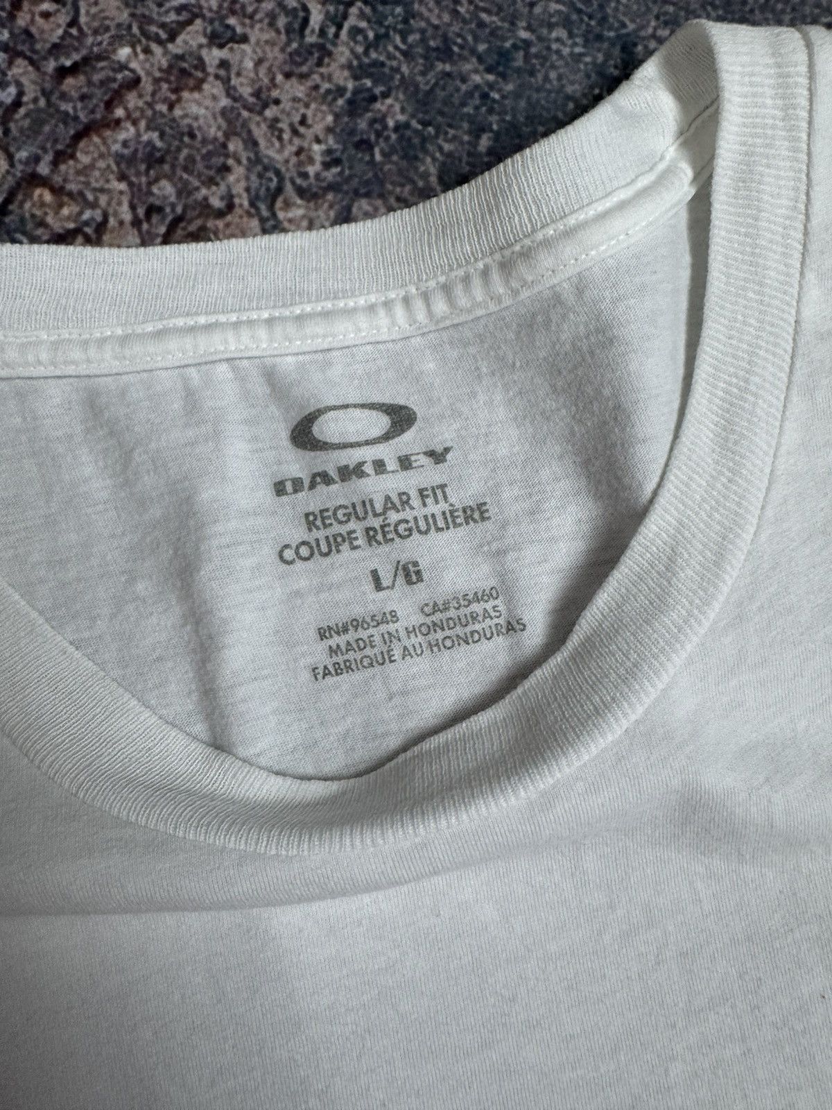 Oakley Vintage 2000's Oakley T Shirt Size US L / EU 52-54 / 3 - 11 Thumbnail