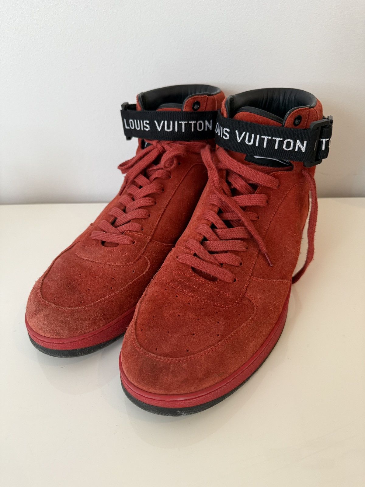 Louis Vuitton Louis Vuitton Red Suede High-Top sneakers Size US 11.5 / EU 44-45 - 1 Thumbnail