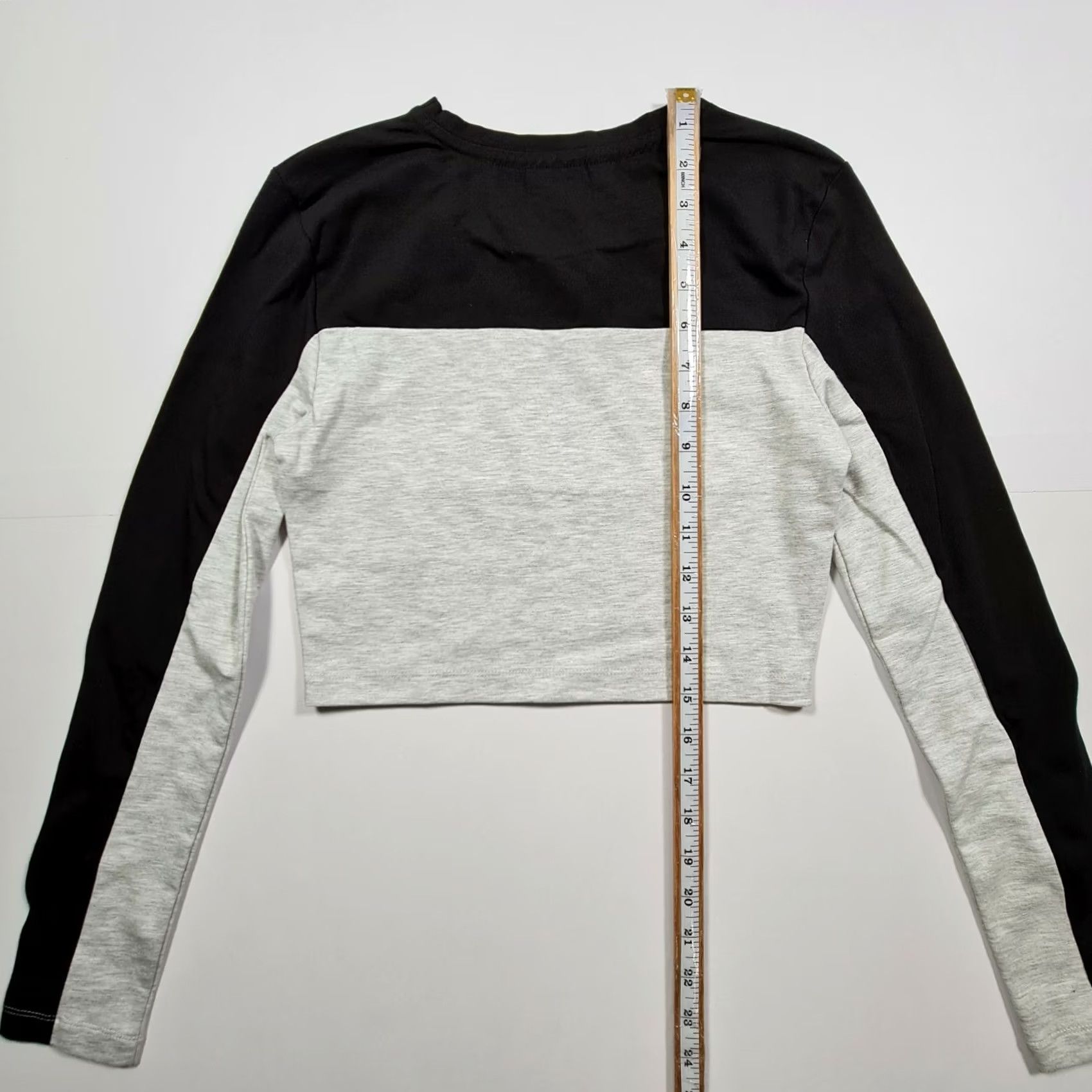 Vintage 11 Degrees Womens T Shirt Cropped Crew Neck Long Sleeve Black Logo UK8 EUR36 Slim Cotton Elastane Jersey Casual Ladies XS-8 Womens Size M / US 6-8 / IT 42-44 - 7 Thumbnail