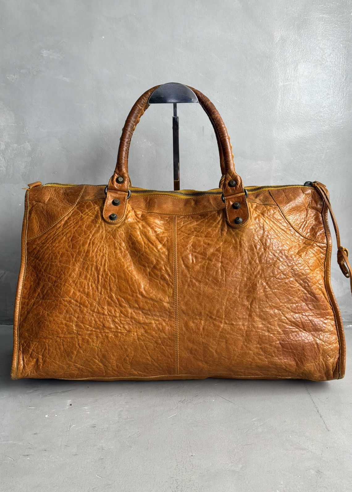 Balenciaga Balenciaga - Weekender - Lambskin Leather Bag Size ONE SIZE - 2 Thumbnail