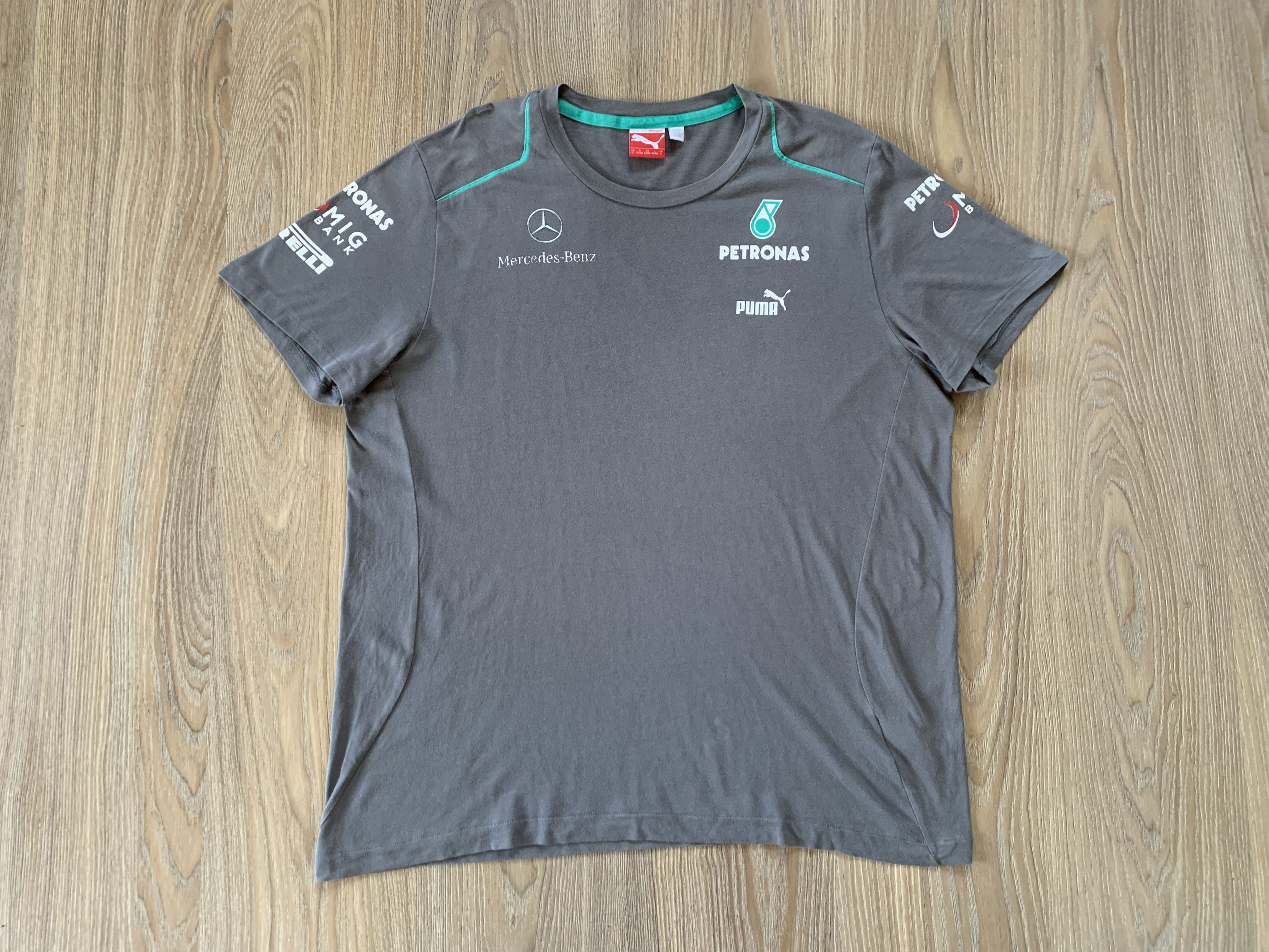 Puma × Red Bull × Vintage Vintage Puma Mercedes Petronas T-Shirt Size US L / EU 52-54 / 3 - 2 Thumbnail