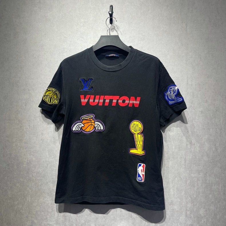 Louis Vuitton LOUIS VUITTON Multi-logo printed short sleeves Louis Vuitton LOUIS VUITTON Multi-logo printed short sleeves