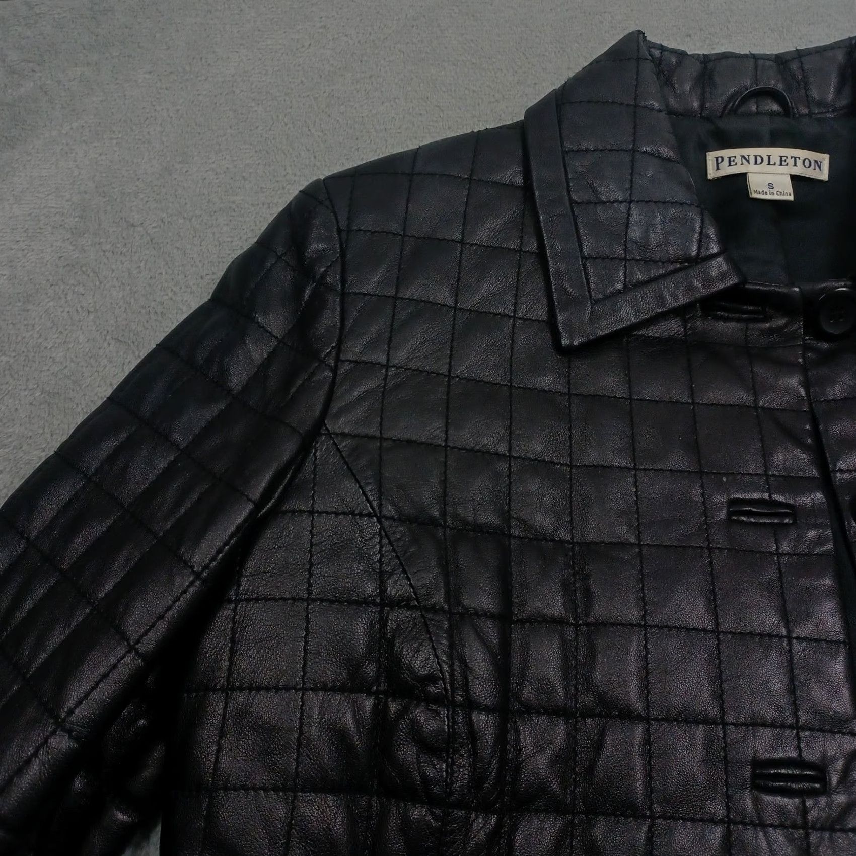 Pendleton Pendleton Leather Jacket Womens Small Black Quilted Pockets Button Up - Regular Fit, Stones Entitled Size S / US 4 / IT 40 - 2 Thumbnail