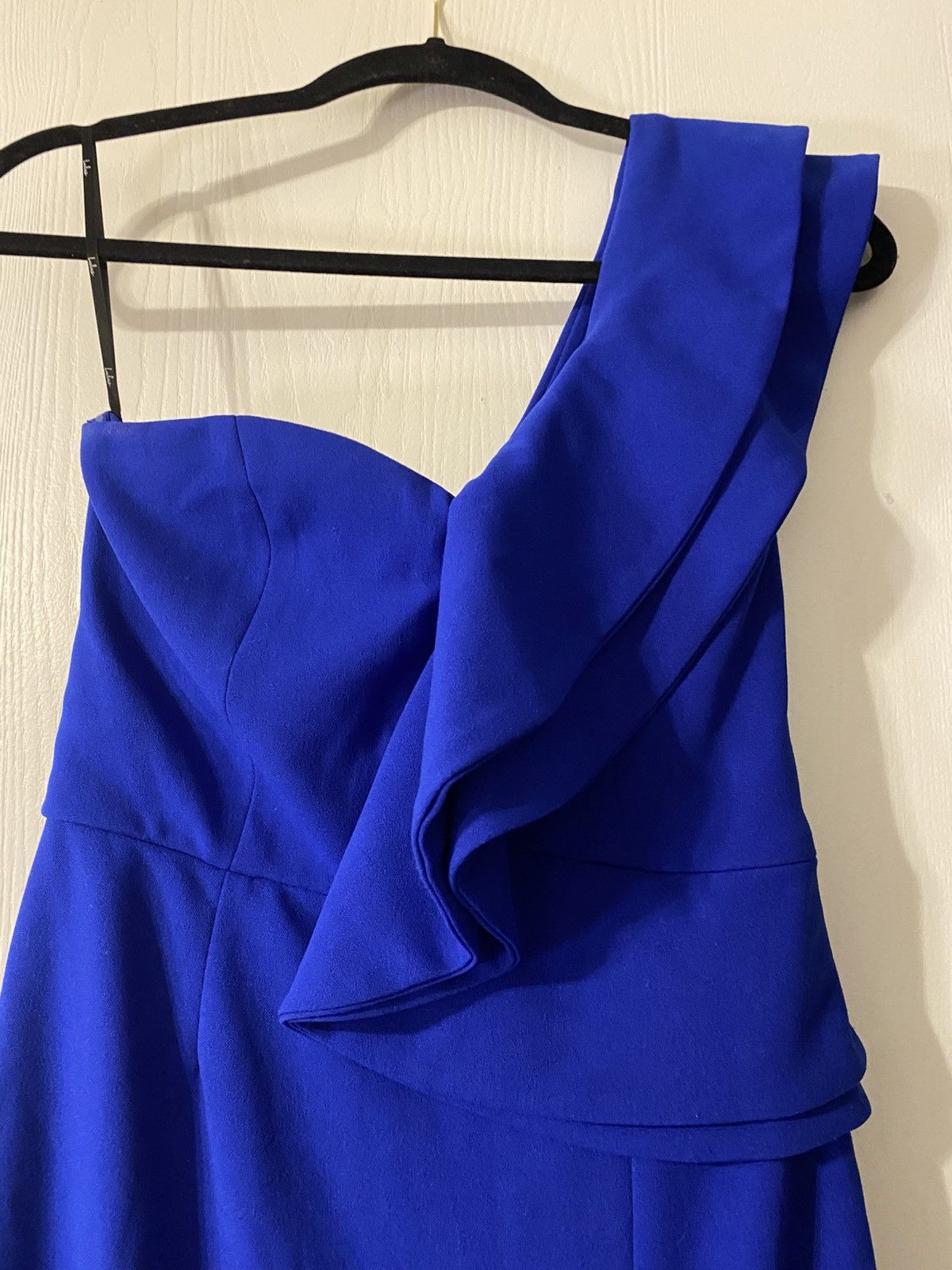 Lulus Stunning Sapphire One-Shoulder Gown –A Main Character Moment Size S / US 4 / IT 40 - 8 Thumbnail