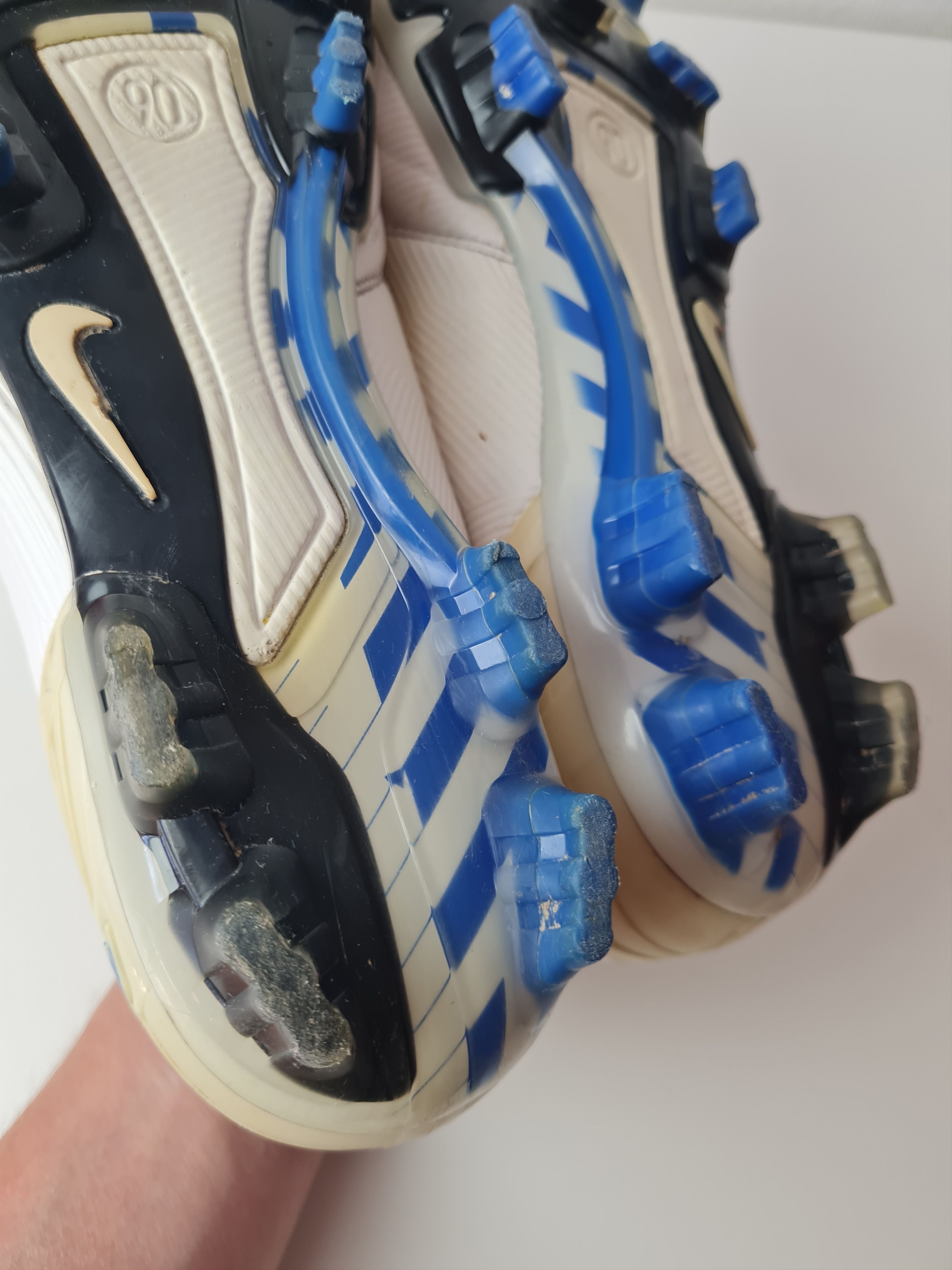 Nike Cleats Nike Total 90 Shoot II FG White/Blue Y3 318793-104 Size US 10.5 / EU 43-44 - 5 Thumbnail