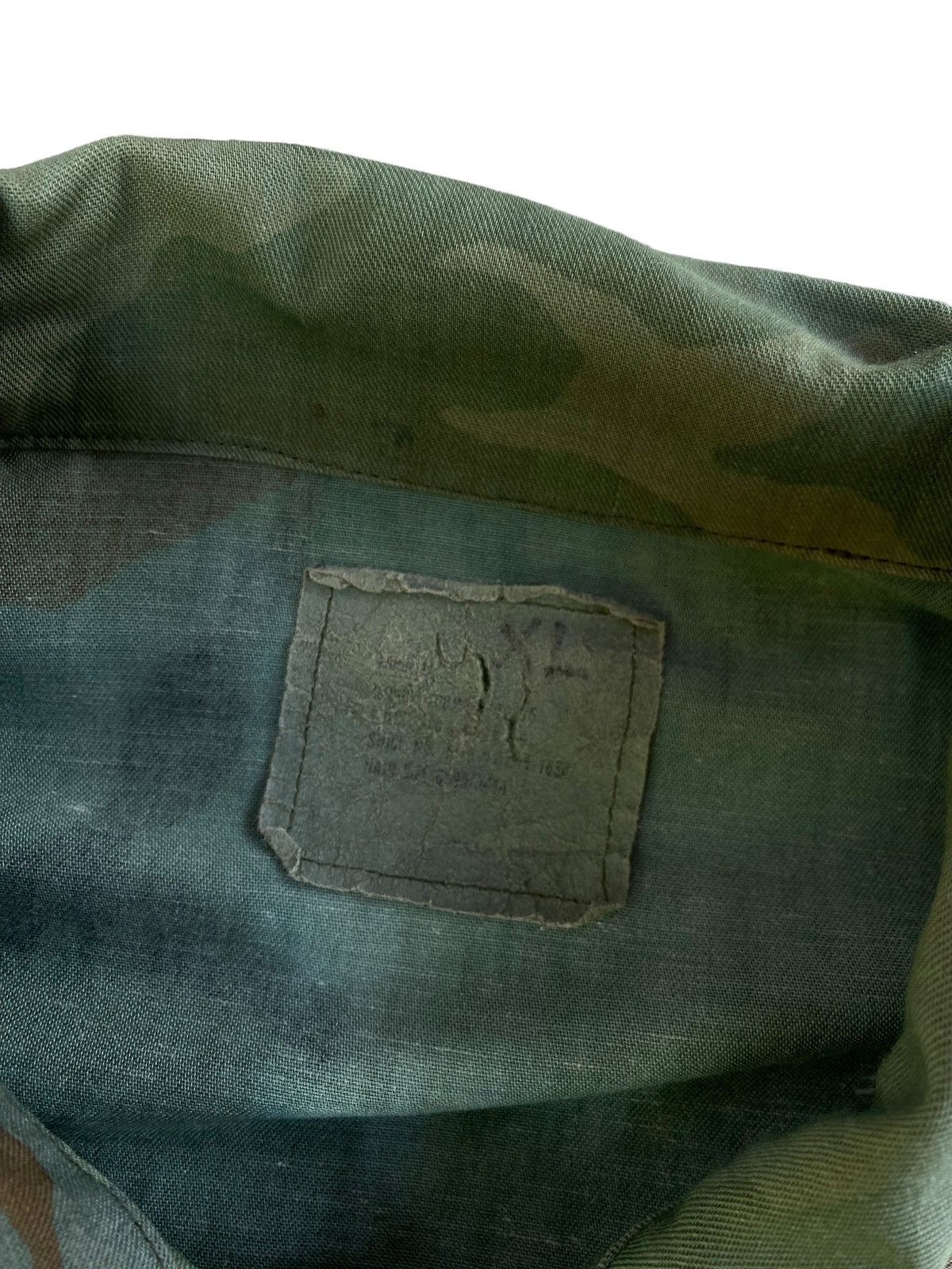 Vintage Vintage Camo Jacket Army Military. #D2 Size US XL / EU 56 / 4 - 5 Thumbnail