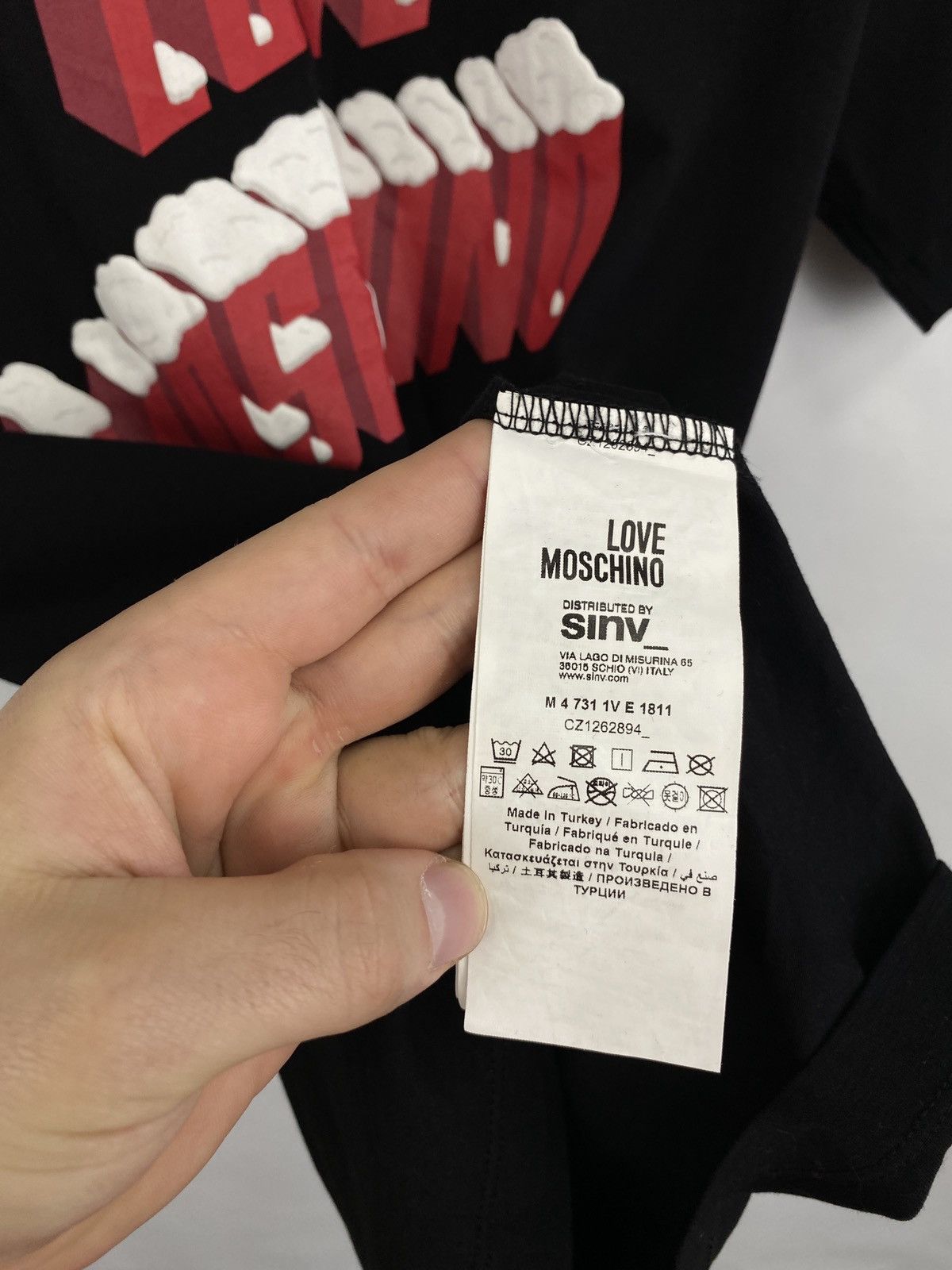 Moschino Love Moschino big logo drill t-shirt hype Y2K Size US S / EU 44-46 / 1 - 6 Thumbnail