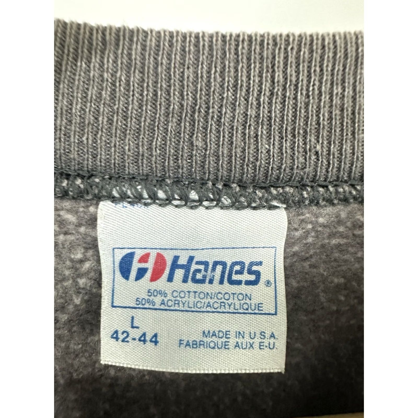 Hanes Hanes Sweatshirt Raglan VTG 80s Gradient Sun Faded Super Worn Gray L Mens Pullover Crewneck, Size Large, Hooded? Size US L / EU 52-54 / 3 - 3 Thumbnail