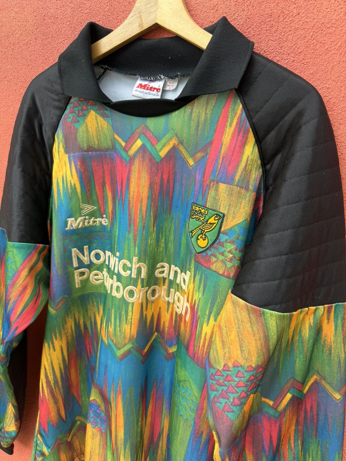 Other Vintage Goalkeeper Norwich City FC Size US XL / EU 56 / 4 - 3 Thumbnail