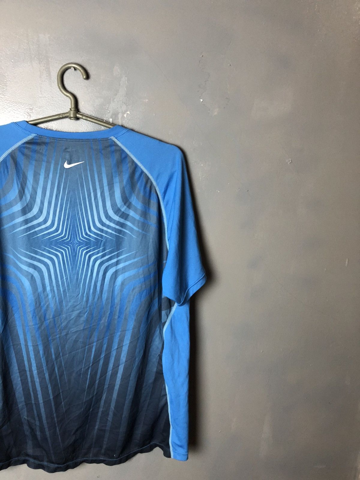 Vintage Men’s t-shirt Nike Run size L Size US L / EU 52-54 / 3 - 9 Thumbnail