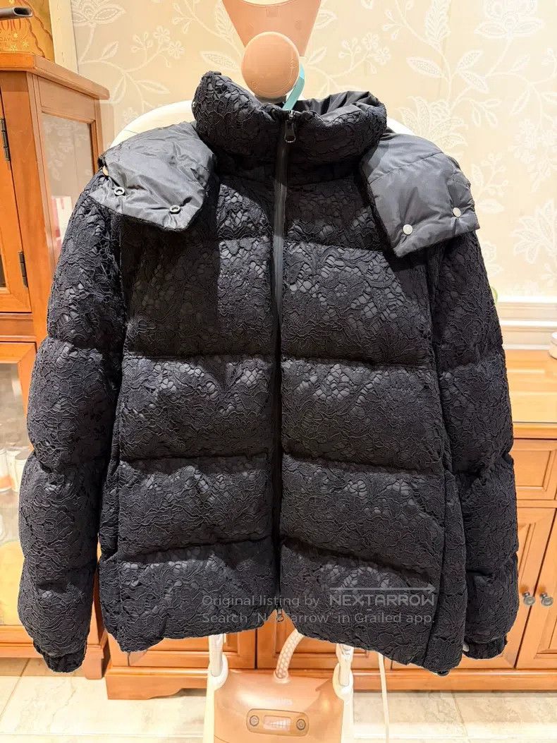 Valentino Valentino Black lace down jacket Size S / US 4 / IT 40 - 1 Thumbnail