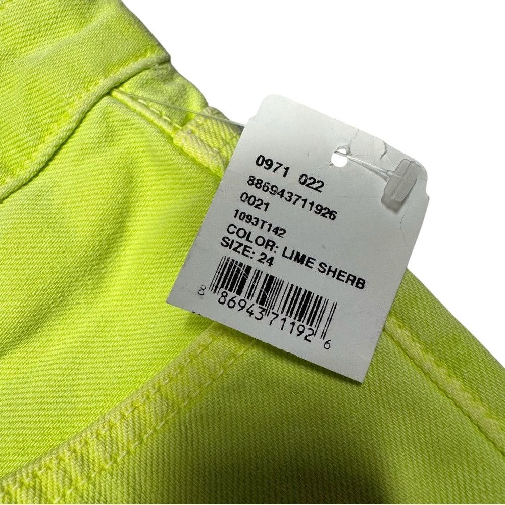 J Brand NWT New J Brand Joanie Rolled Boyfriend Lime Sherbet Shorts Size 24" / US 00 / IT 34 - 4 Thumbnail