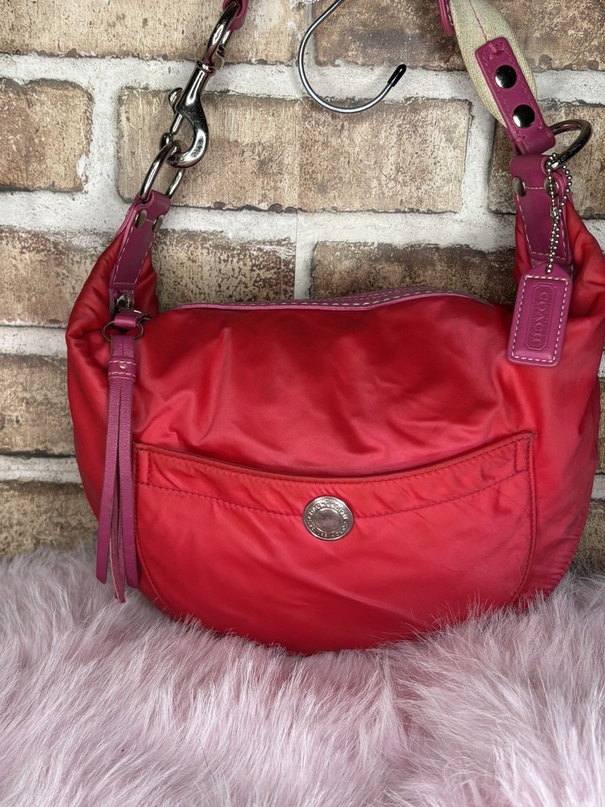 Coach Coach Poppy hobo bag in RARE hot pink satin Size ONE SIZE - 1 Thumbnail