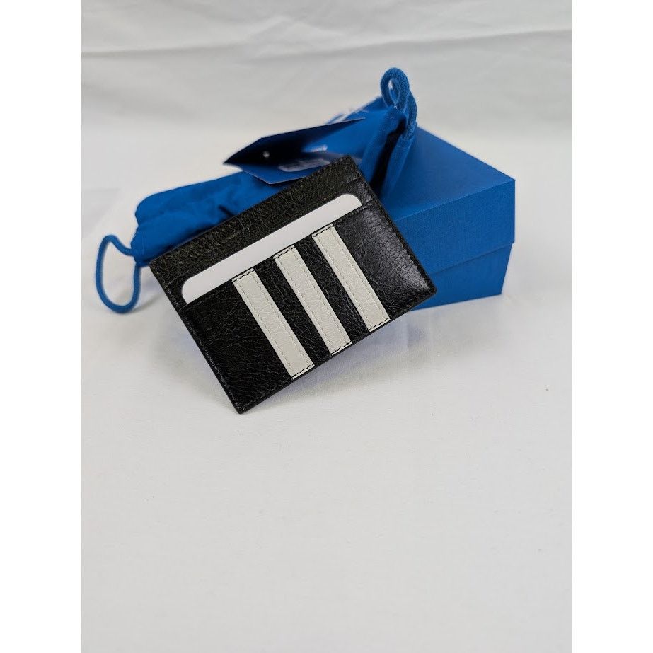 Adidas × Balenciaga o1rshd1 Size: OS / Arena Lamb Card Holder Black/White Size ONE SIZE - 3 Thumbnail