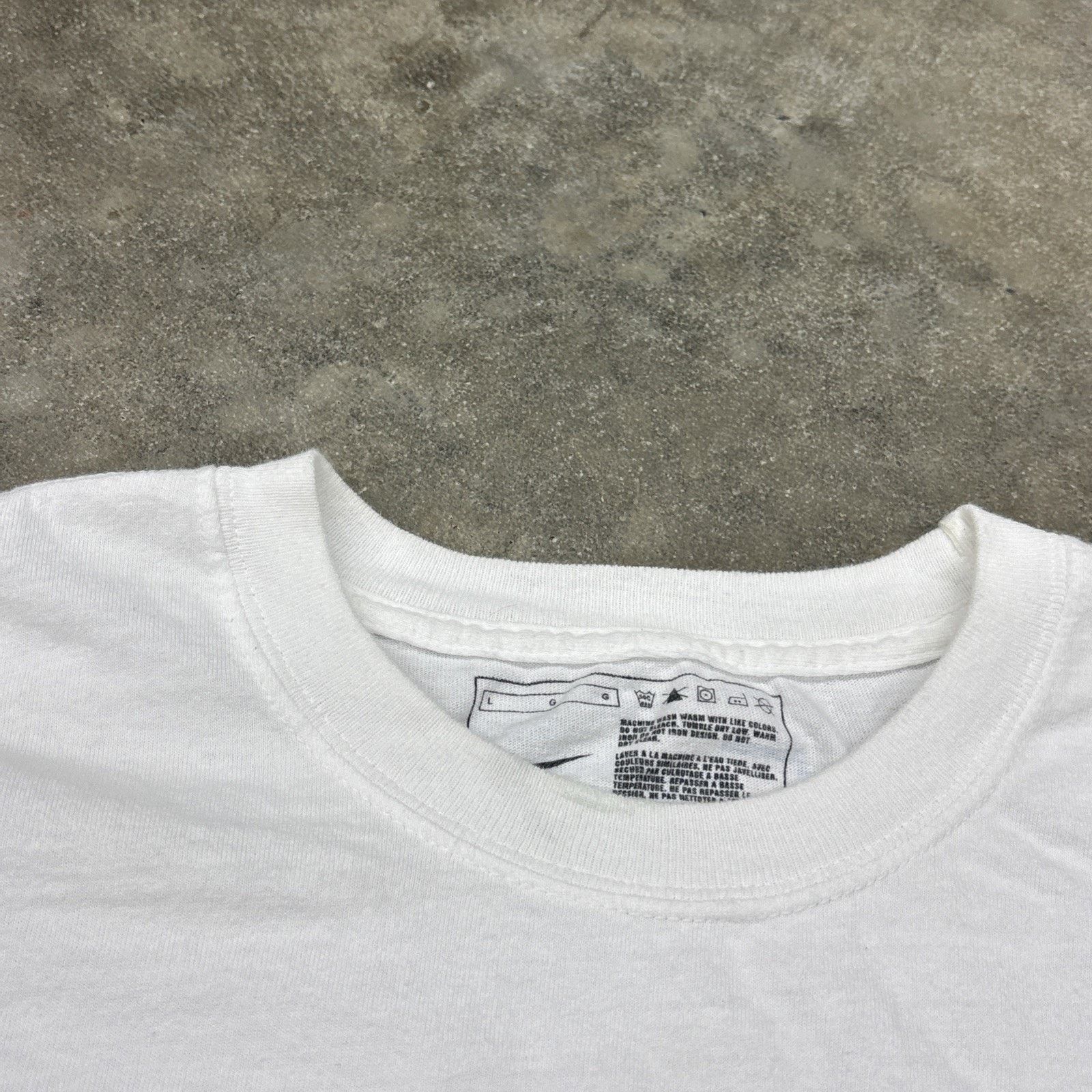 Nike Vintage Y2K Nike Swim Tshirt White Sz Large Unisex Size US L / EU 52-54 / 3 - 3 Thumbnail