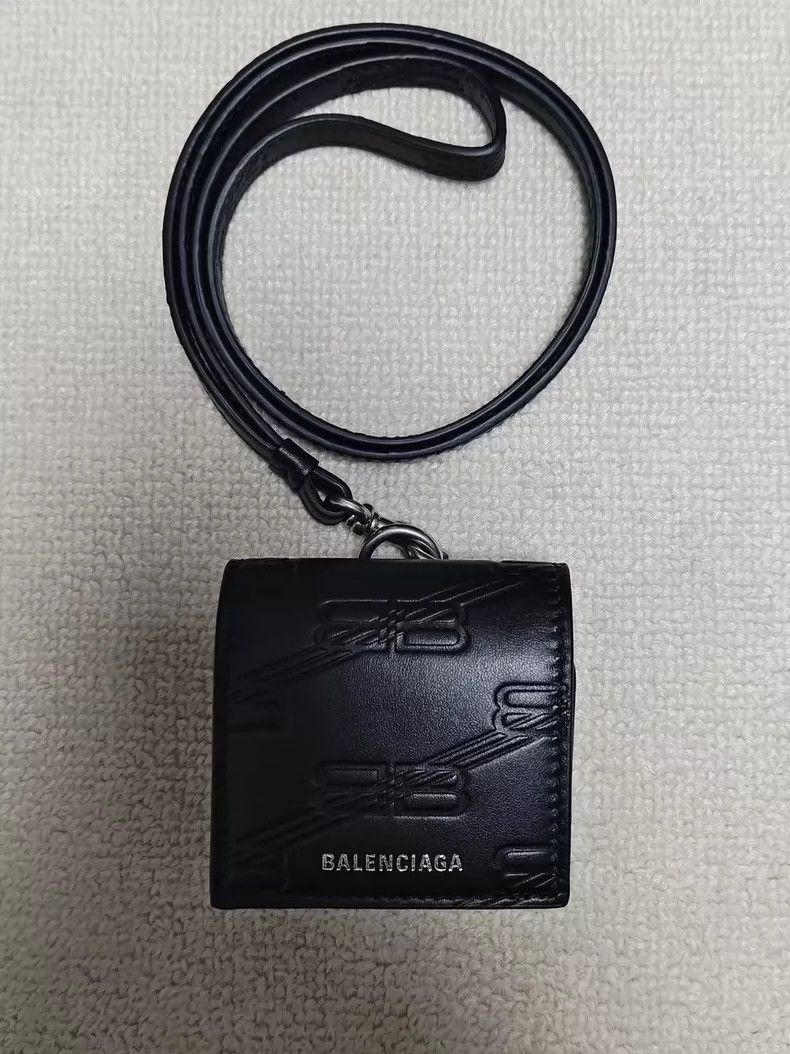 Balenciaga Balenciaga Embossed Earphone Bag 2501-Nextarrow Size ONE SIZE - 2 Thumbnail