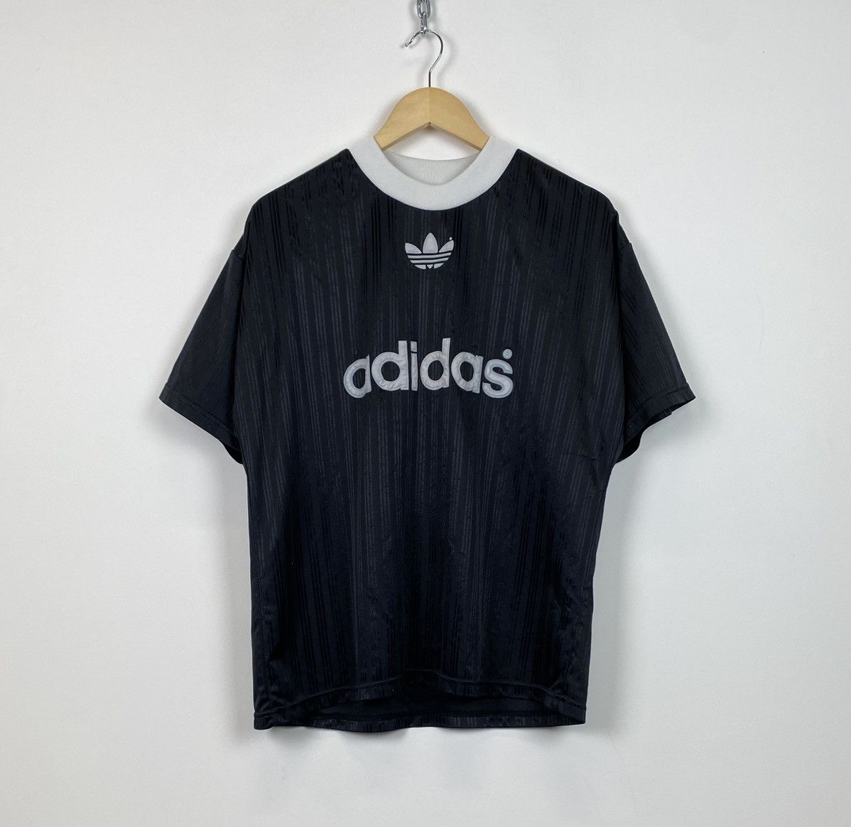 Other Vintage Adidas Black T-Shirt Men’s Made in England Size M Size US M / EU 48-50 / 2 - 1 Thumbnail