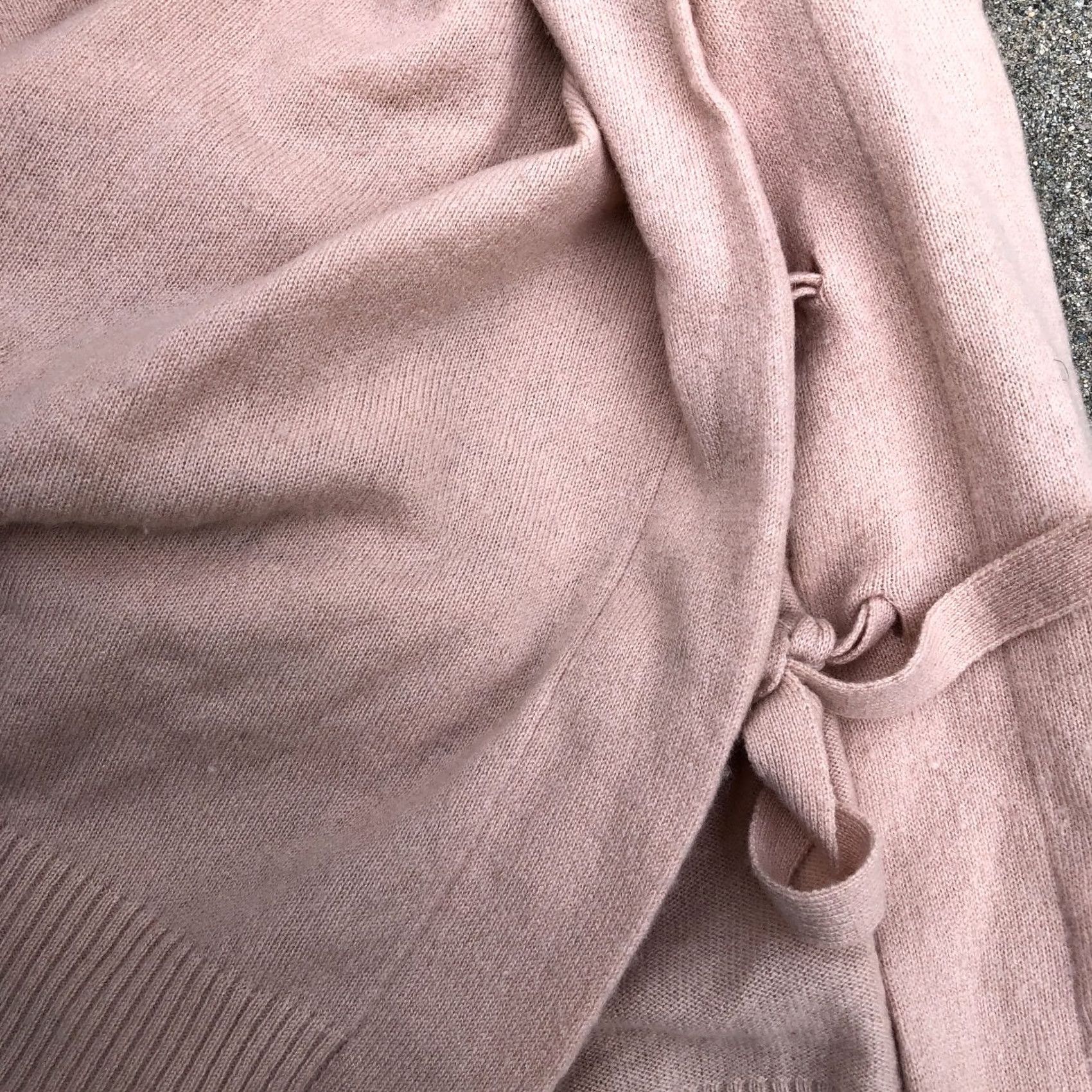 Vince Vince 100% Cashmere Pullover Sweater Women's Small Pink Long Sleeve Shirt Pullover Womens Moved for Search Size S / US 4 / IT 40 - 4 Thumbnail