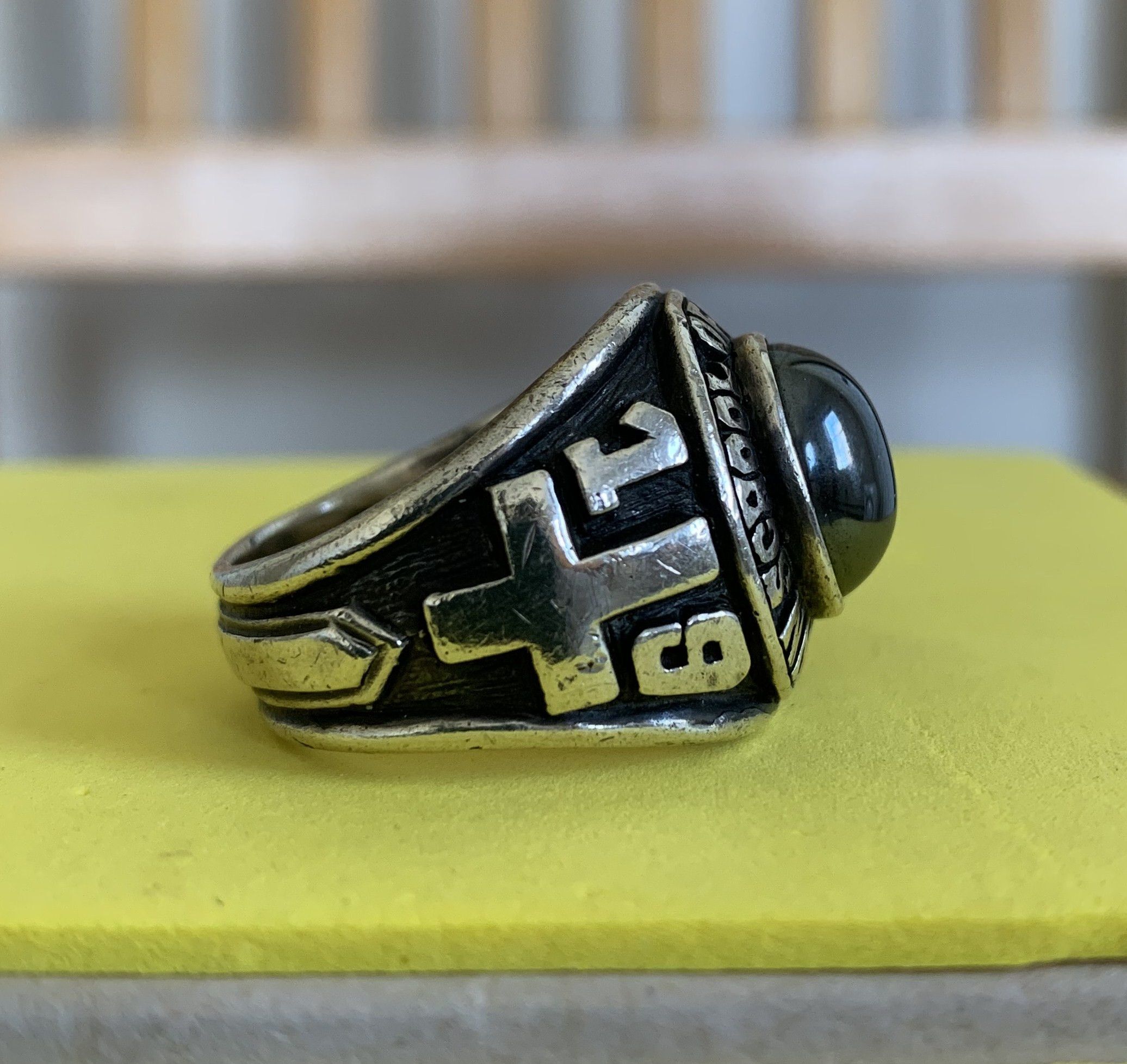 Number (N)ine SS01 Number (N)ine School of Visual Comedy Championship Ring Size ONE SIZE - 4 Thumbnail