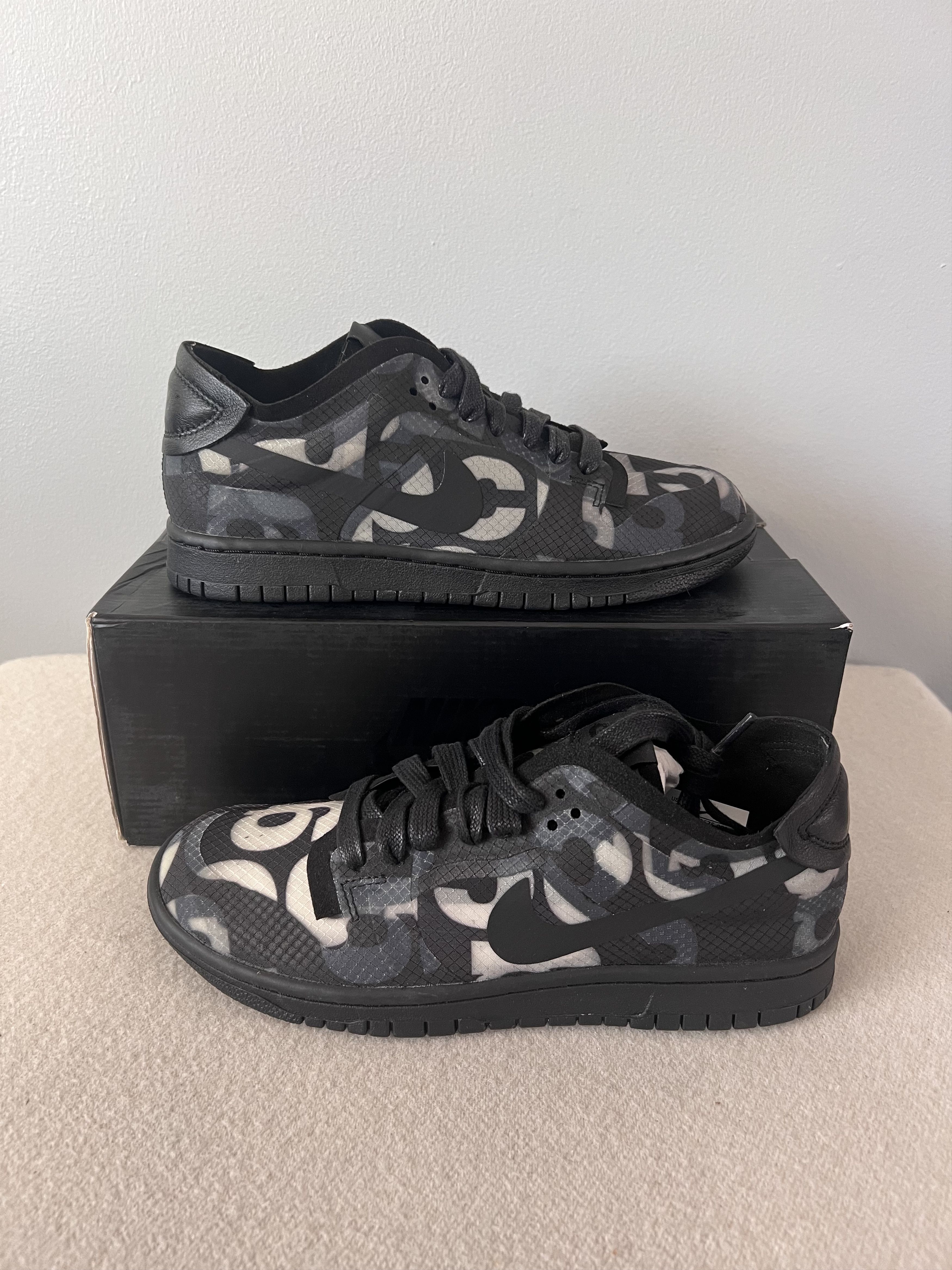 Comme des Garcons × Nike Comme des Garcons Nike Dunk Low in Black Print Size US 6 / EU 39 - 2 Thumbnail