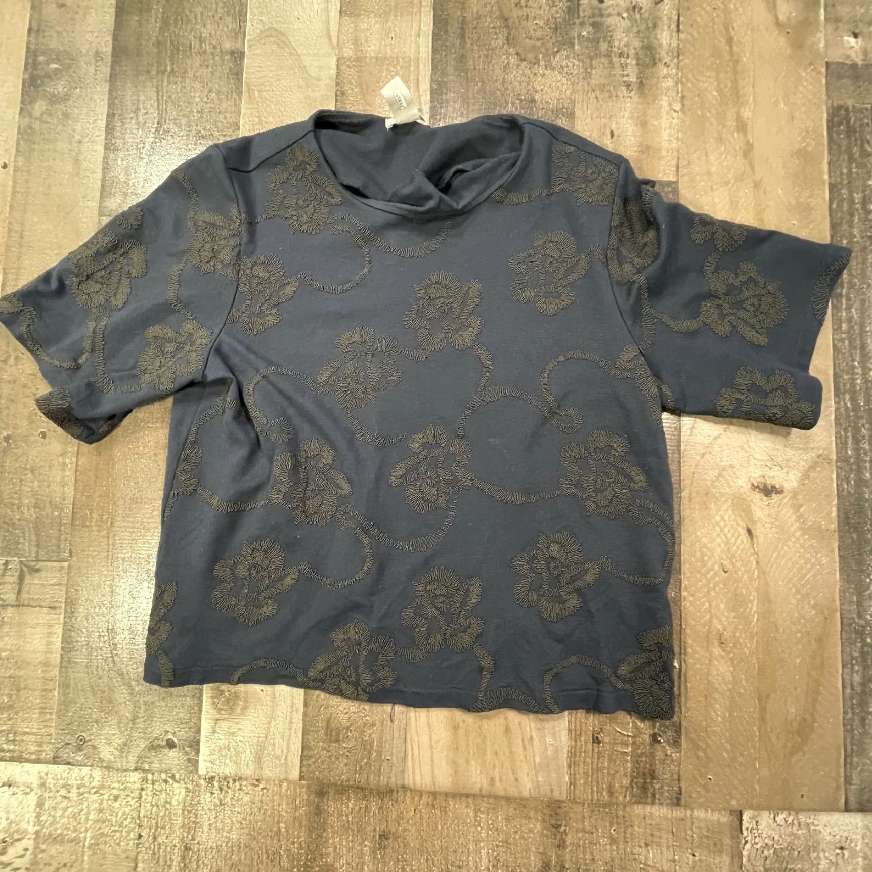 H&M H&M Top Womens S Small Regular Short Sleeve Floral Embroidered Blouse Size S / US 4 / IT 40 - 2 Thumbnail