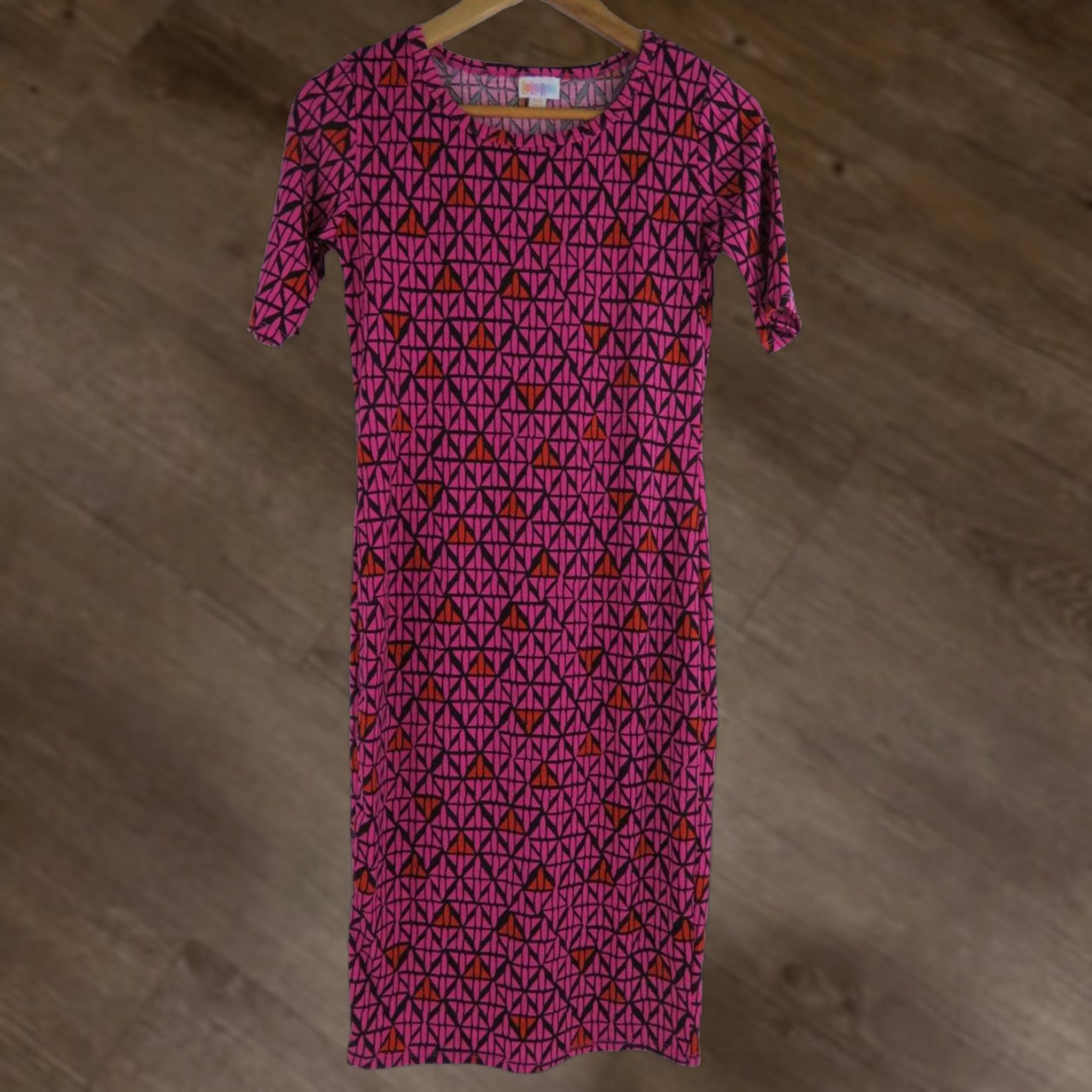 Vintage LuLaRoe Women's Bodycon Pencil Julia Dress 2XS Pink Geometric Stretch Knee Length Vintage 90s Size XXS / US 00 / IT 34 - 1 Thumbnail