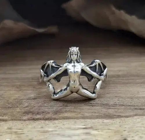 Jewelry × Vintage Demon Girl Ring Satan Devil Goth Punk Rock Jewelry Chrome Size ONE SIZE - 2 Thumbnail