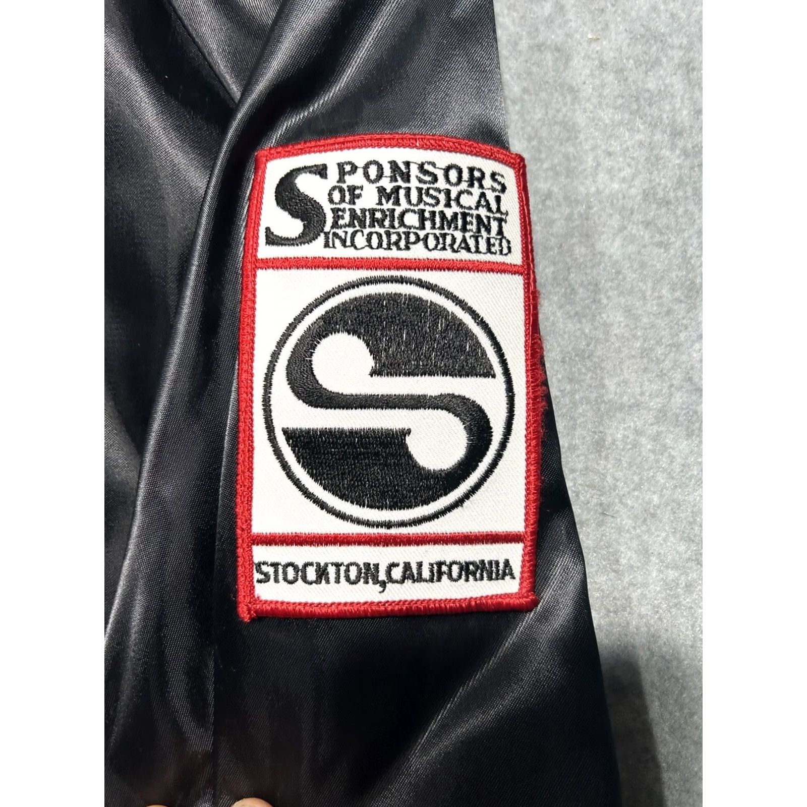 Vintage VINTAGE Hilton Varsity Jacket Bomber Black USA Made Mid-Length Jacket Mens L Nylon Size US L / EU 52-54 / 3 - 7 Thumbnail