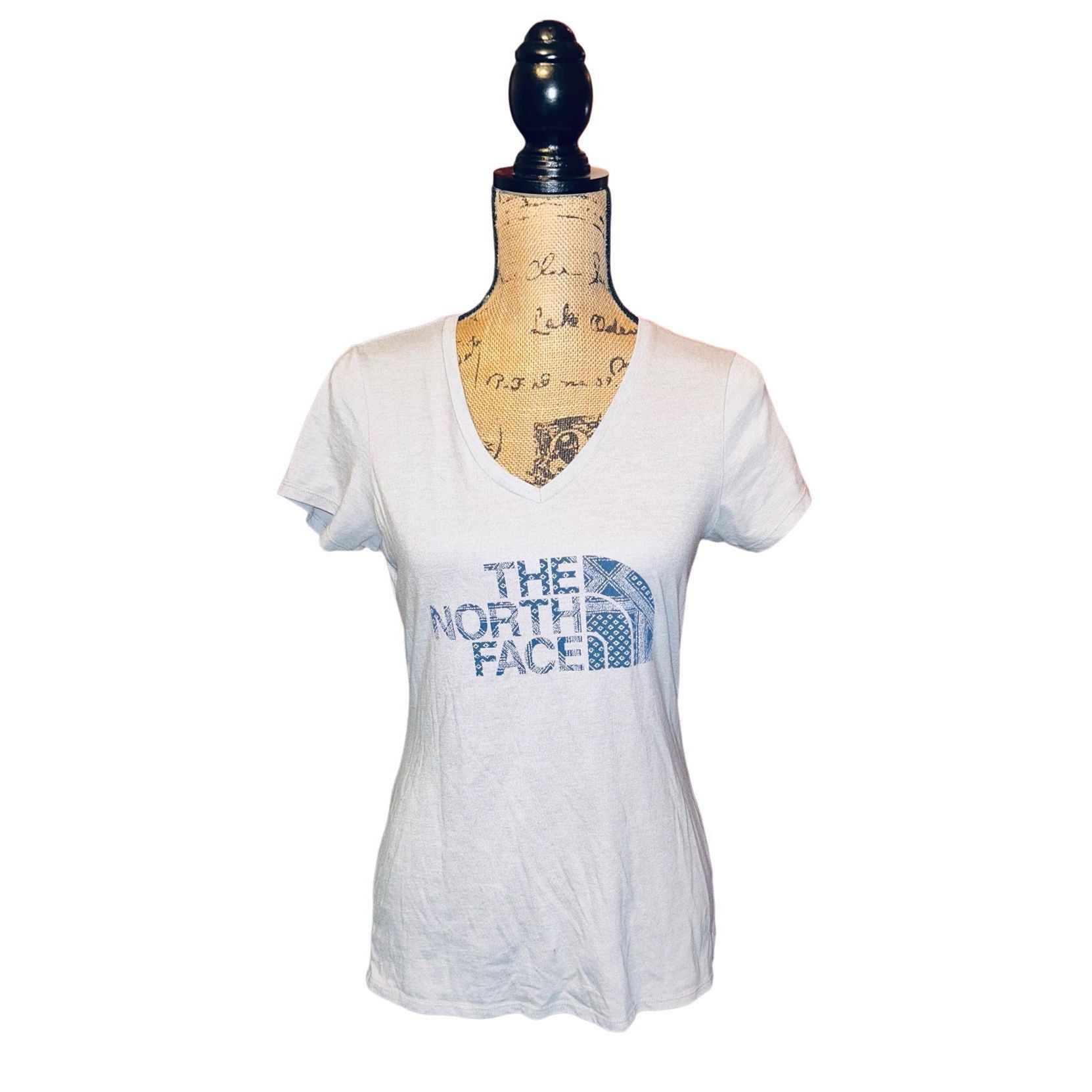 The North Face The North Face Gray T-shirt Womens Size S Size S / US 4 / IT 40 - 1 Thumbnail